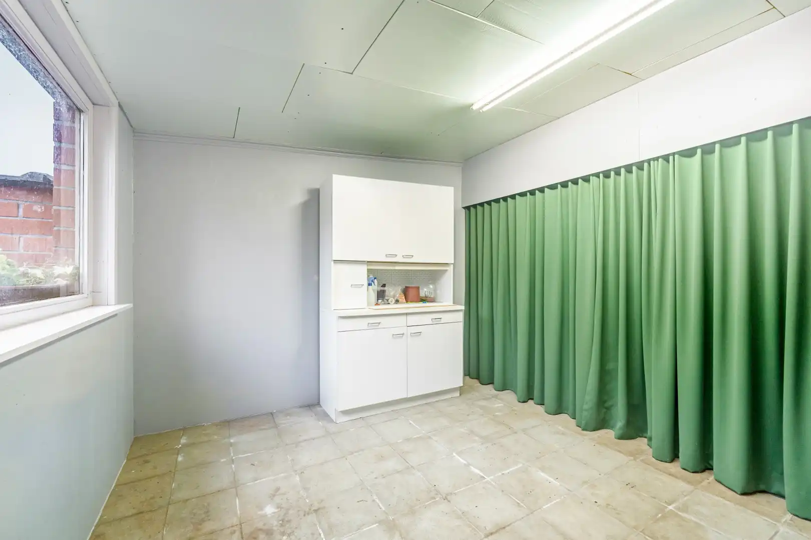 Centraal gelegen woning met 3 slaapkamers en ruime veranda foto 20