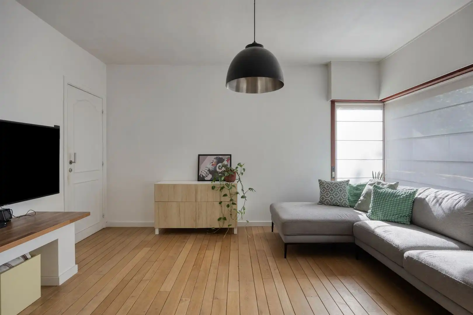 instapklare, hedendaags en stijlvol ingerichte woning met heerlijke tuin en garagebox foto 5