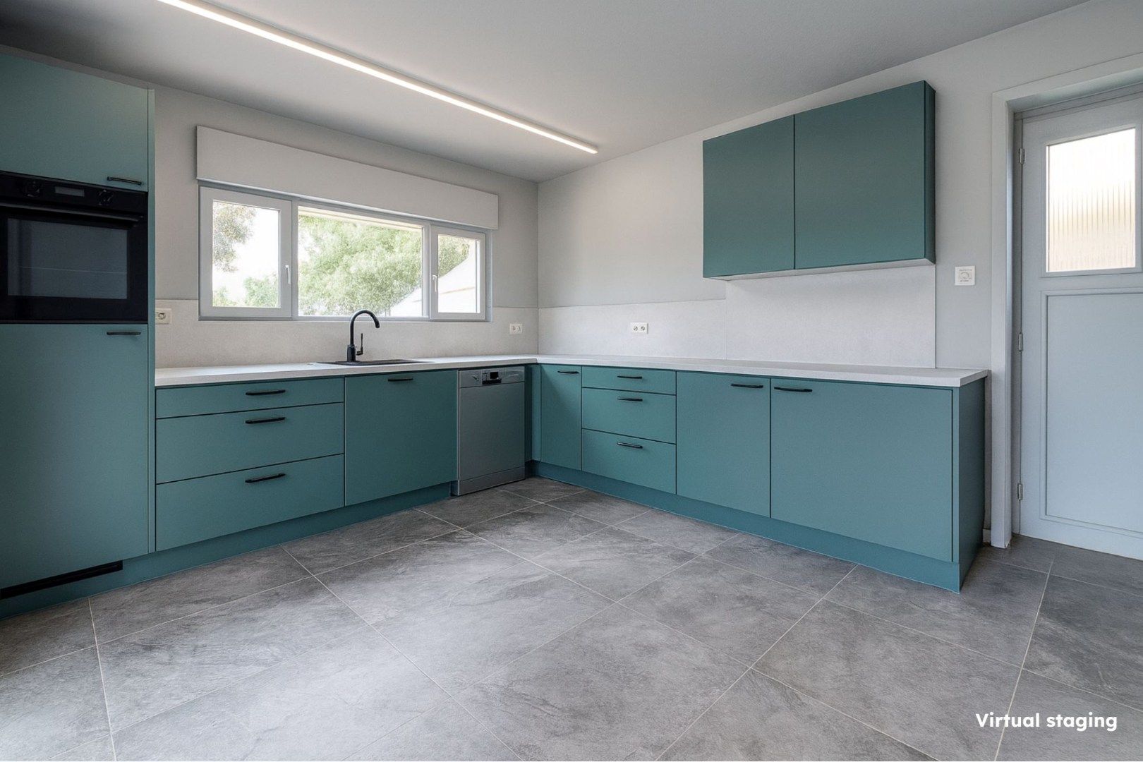 Woning met een enorm potentieel aan bruikbare oppervlakte op 1441m². foto 8
