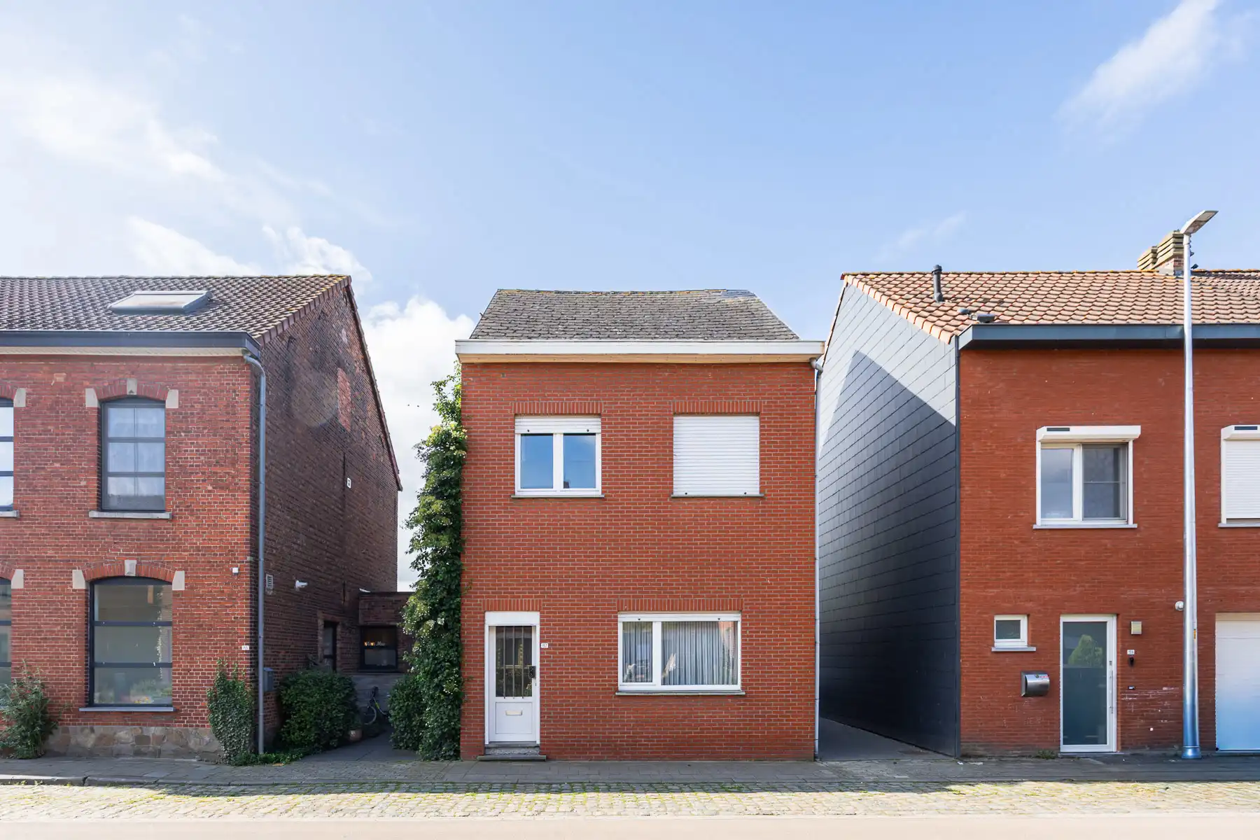 Hoofdfoto van de publicatie: Op te frissen woning met tuin en garage in Wilsele