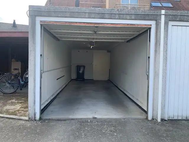 Zeer ruim, gezellig ingericht en lichtrijk appartement foto 22