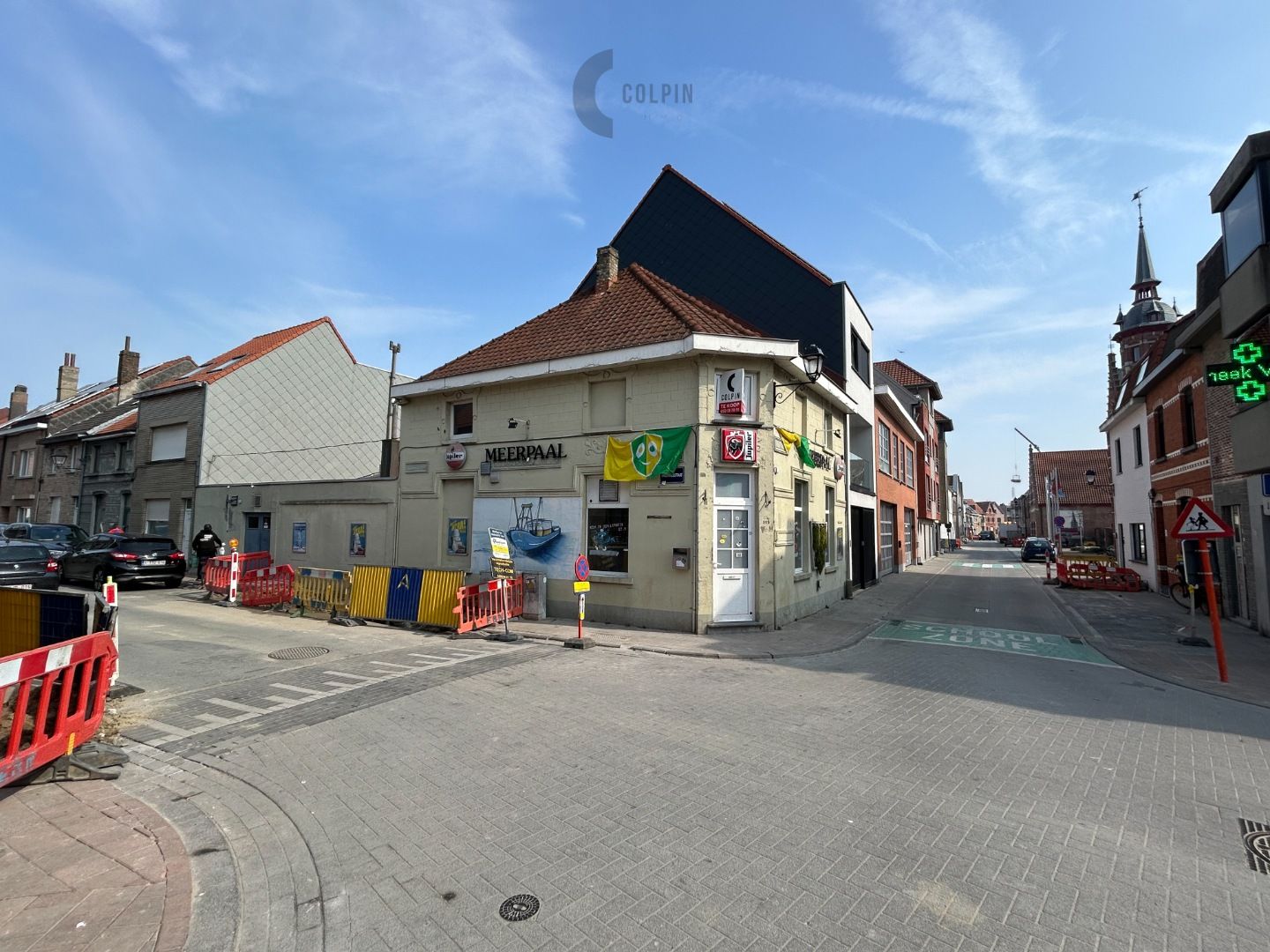 Café Meerpaal in het centrum van Heist foto 3