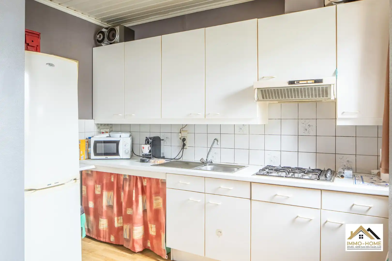 Opbrengsteigerndom met vijf appartementen foto 15