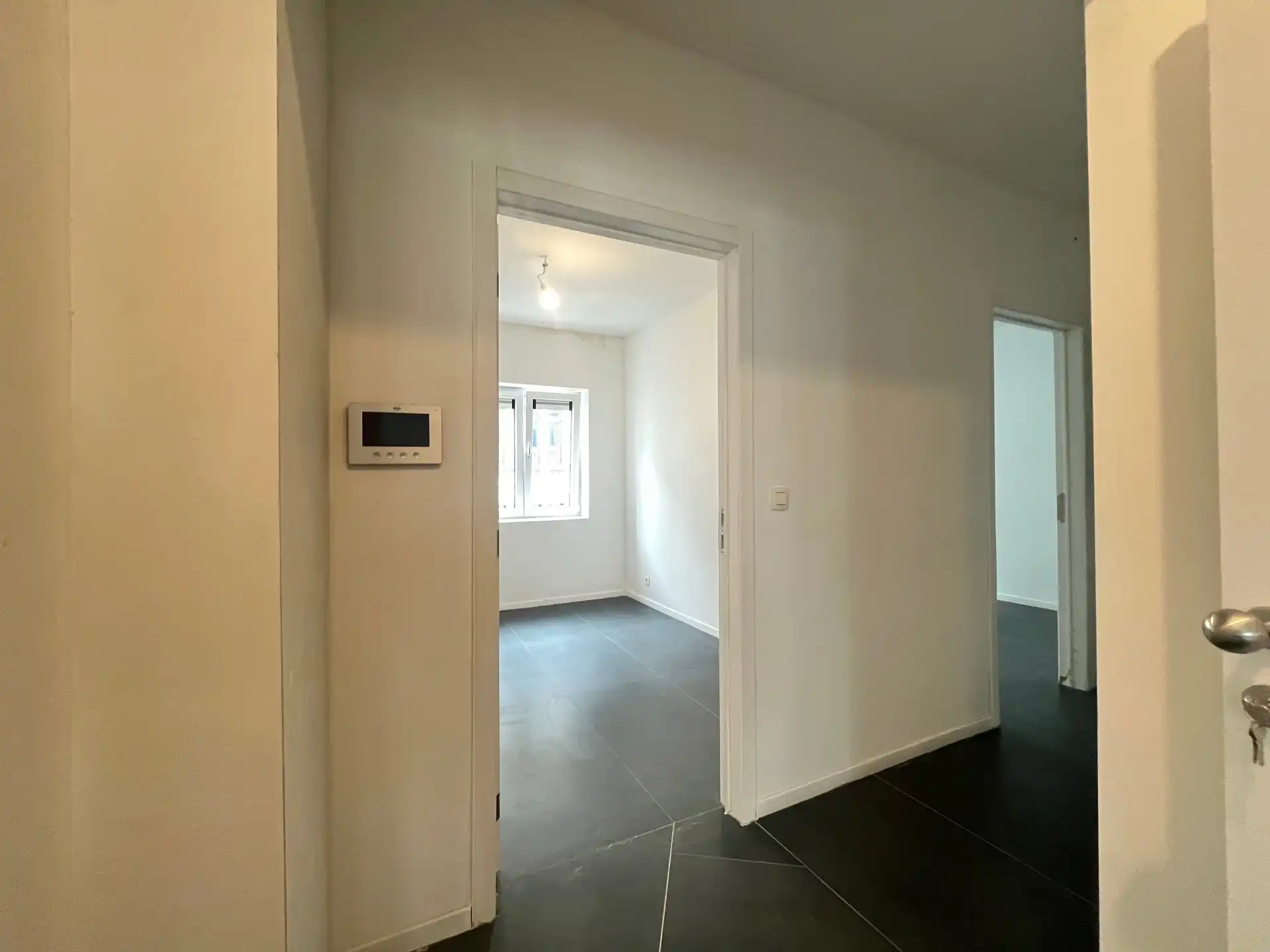 Opbrengsteigendom met 3 appartementen gelegen op het Zuid foto 15