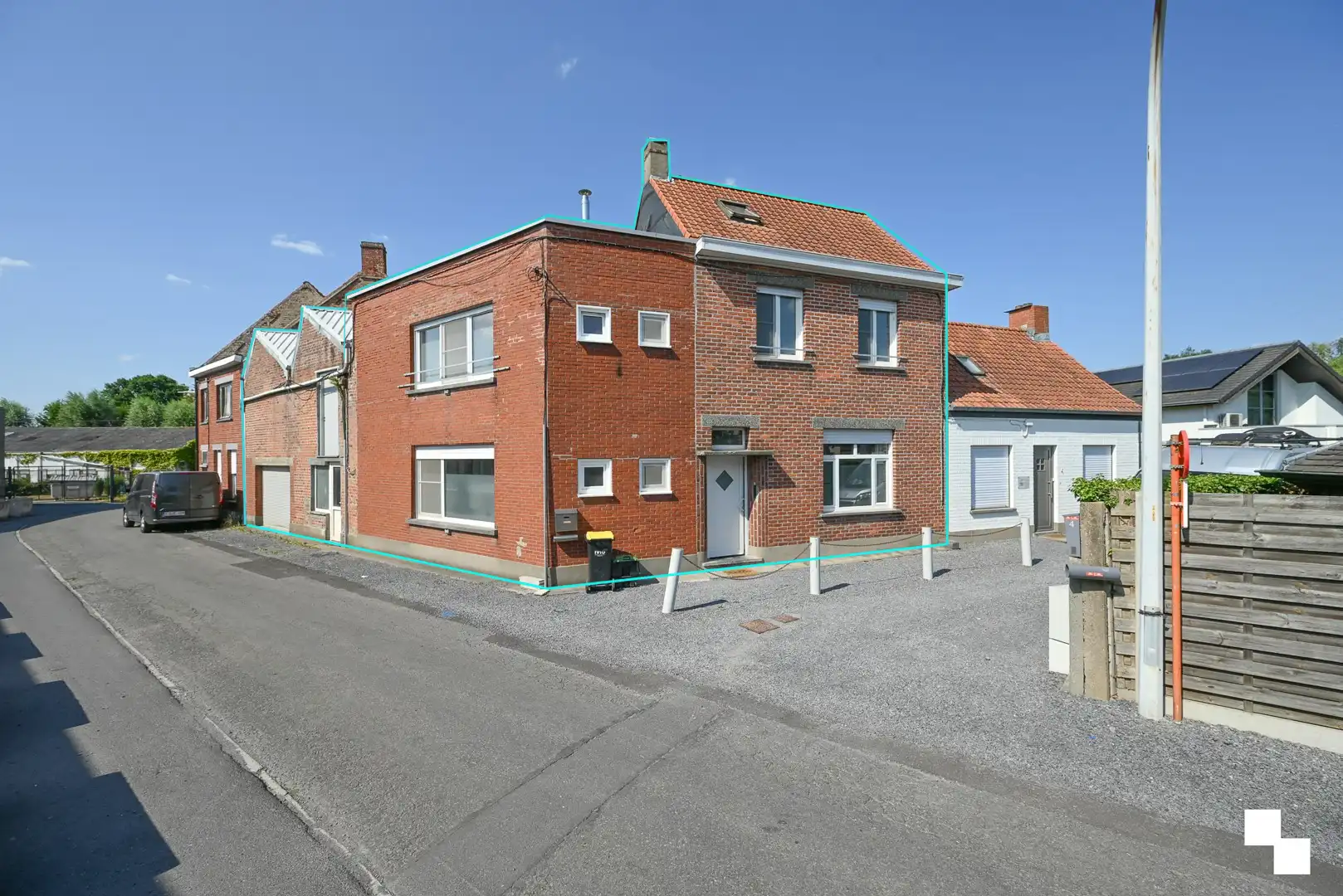 Verhuurde woning met loods te Izegem foto {{pictureIndex}}