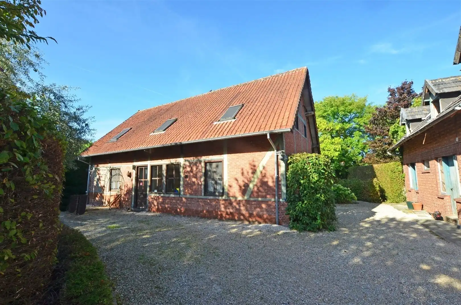 Prachtige te renoveren villa centrum Stevoort foto 4