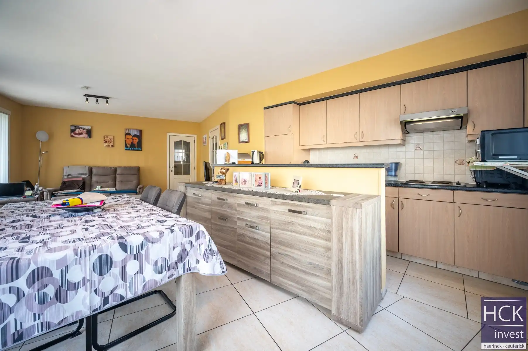 OOSTENDE - Lichtrijk en ruim gelijkvloersappartement te Konterdam foto 4