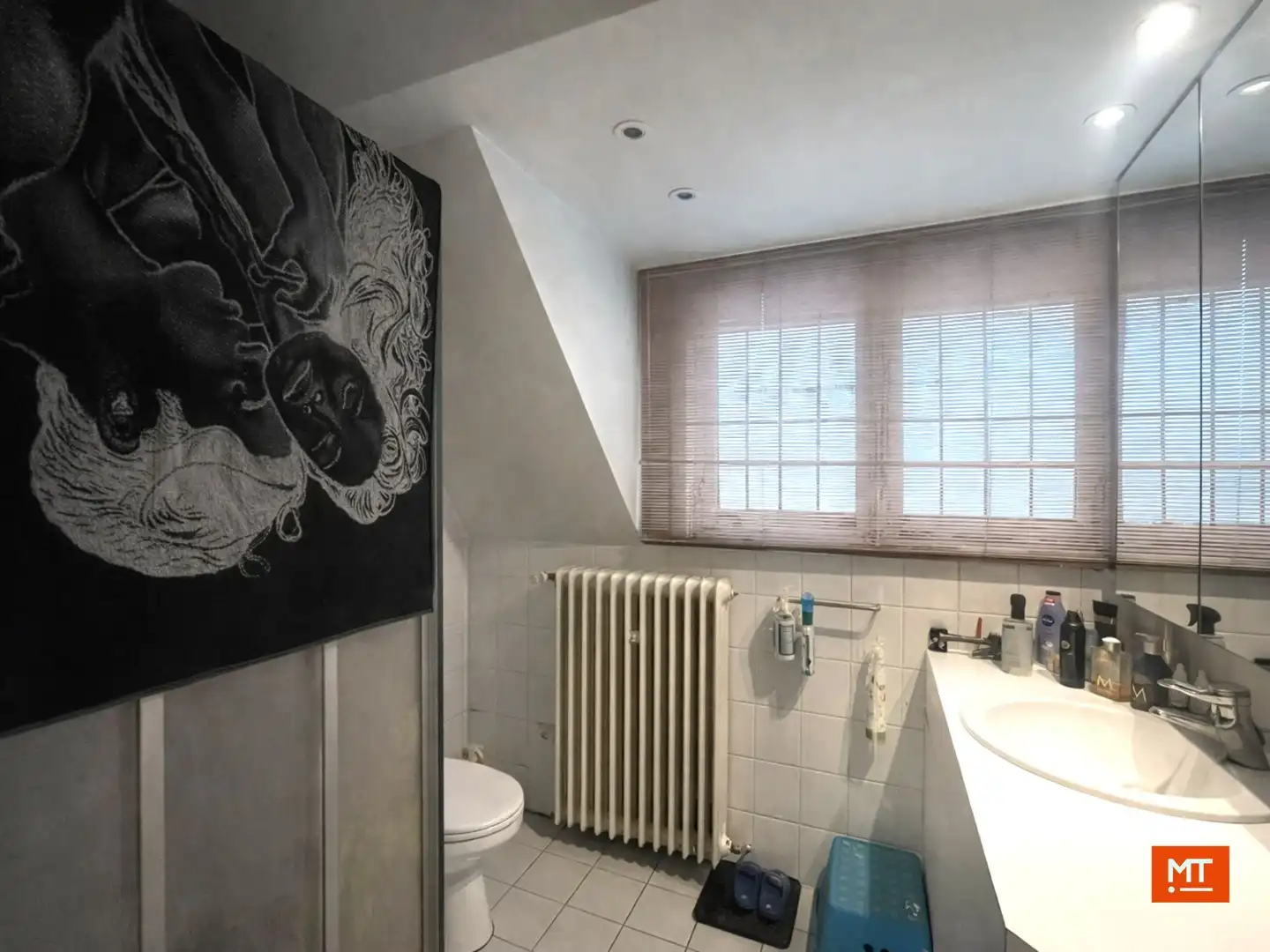 Alleenstaande woning met 3 slaapkamers (4 mogelijk), garage en tuin (ZW) te koop in Langemark foto 12