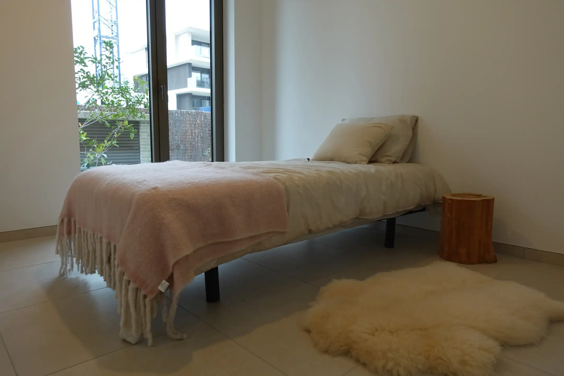 Knap energiezuinig appartement met tof terras foto 27