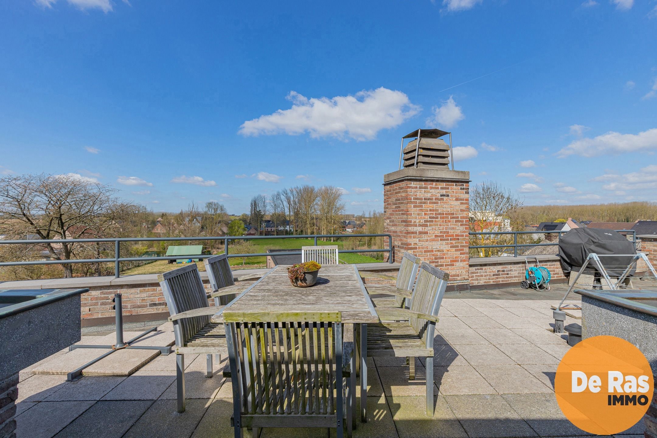 ERPE-MERE - Centraal gelegen instapklaar dakappartement foto 14
