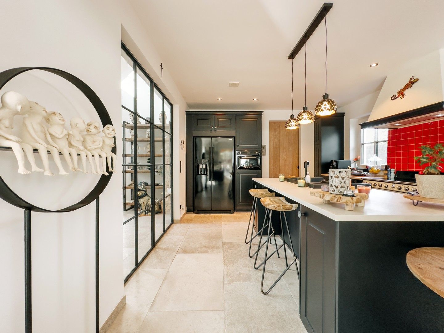 Alleenstaande woning, rustig gelegen in een residentiële omgeving, vlakbij het centrum van Knokke. foto 6