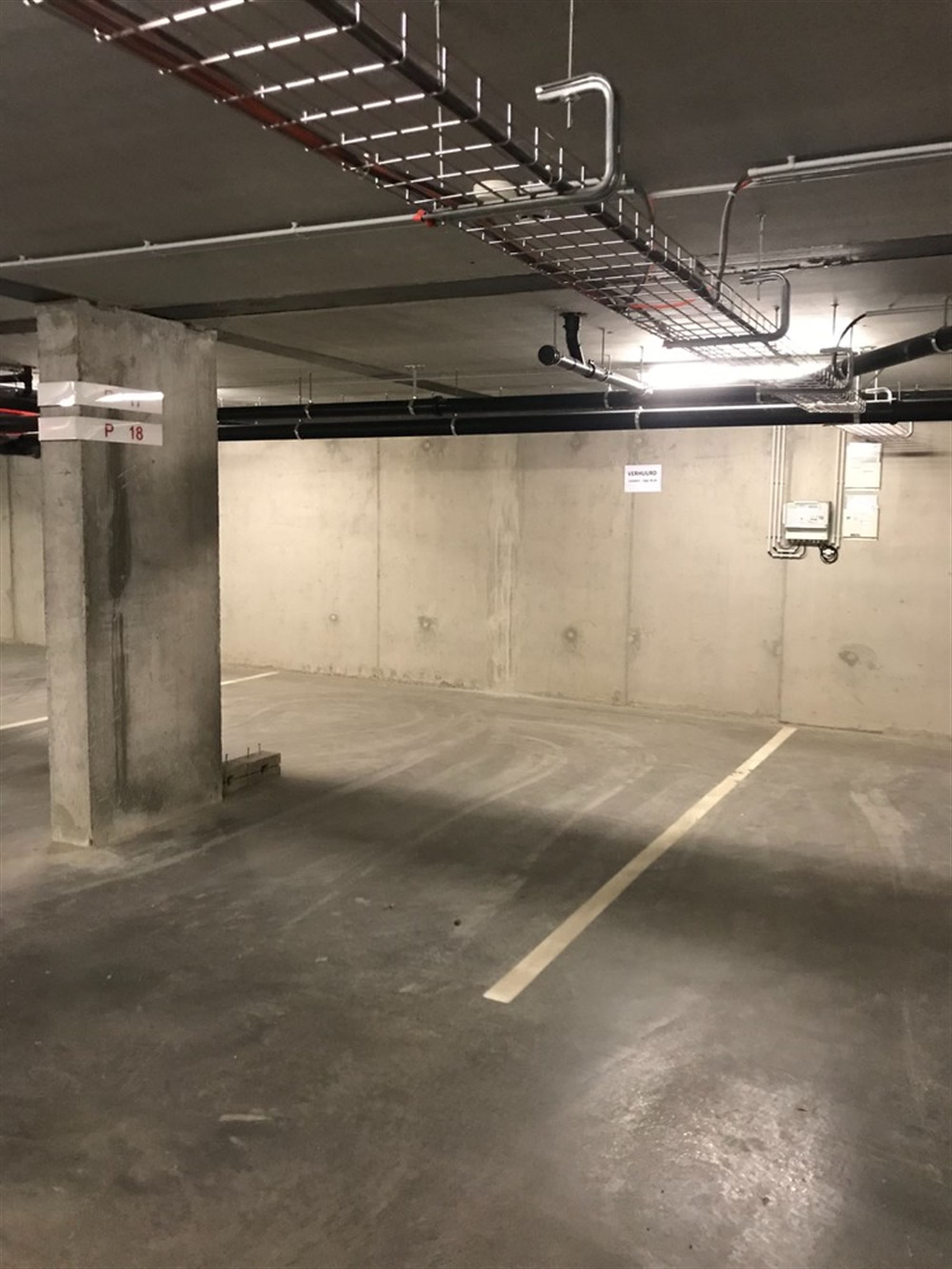 Centraal gelegen staanplaats te koop centrum Deinze foto 2