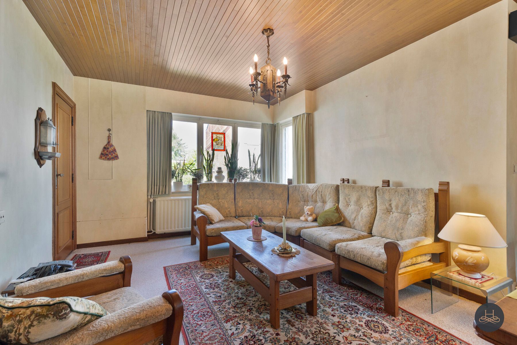 Charmante te renoveren open woning met enorme tuin en bos foto 7