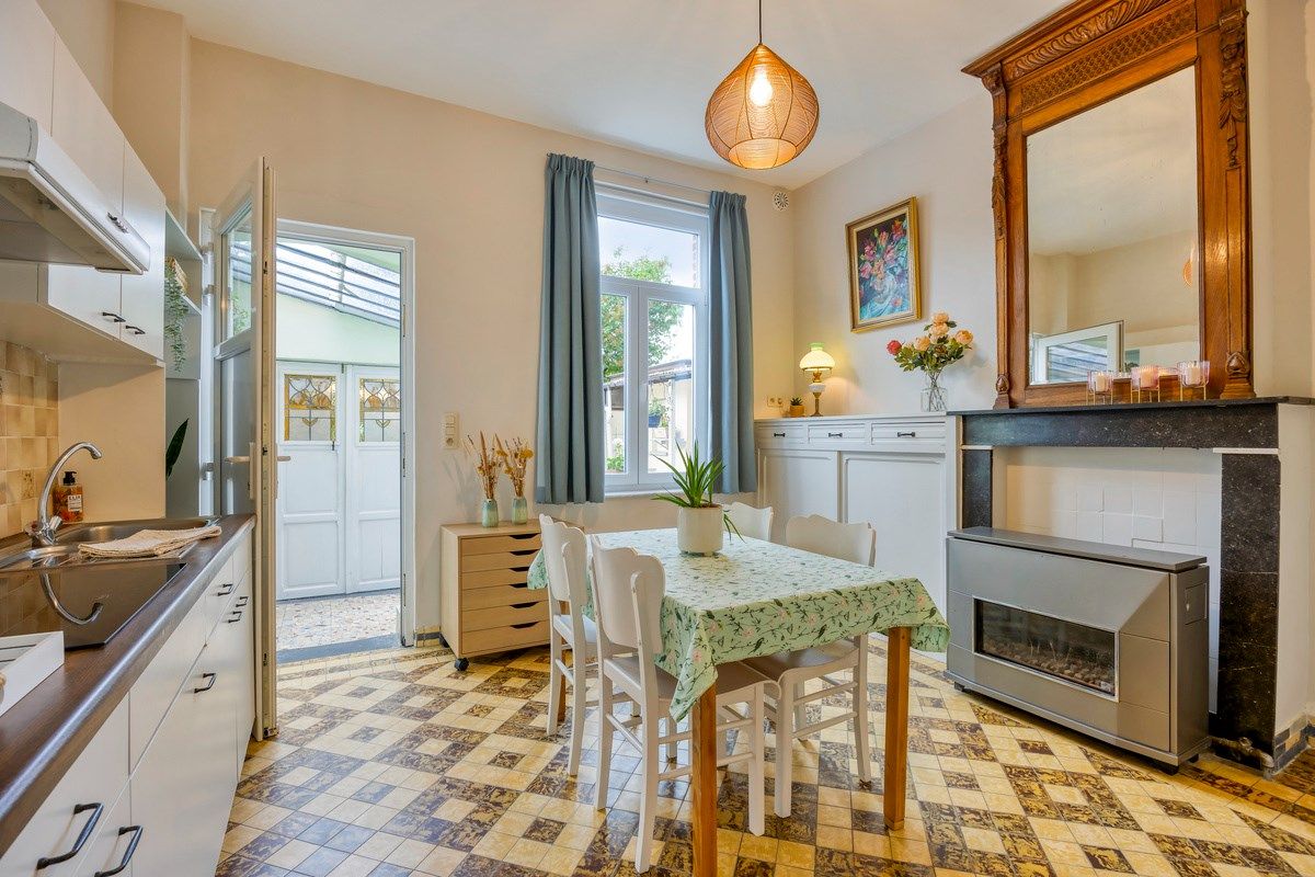 Charmante en goed gelegen woning foto 3