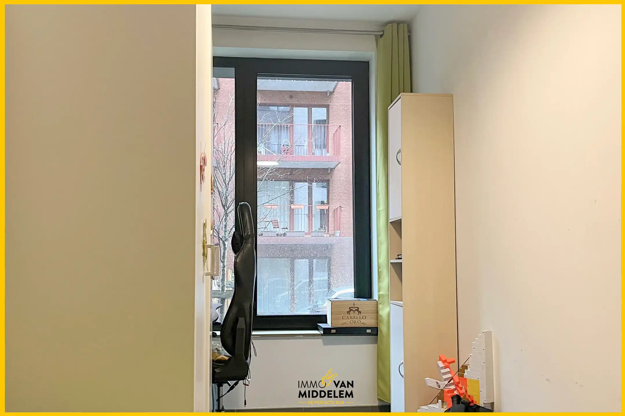 GELIJKVLOERS APPARTEMENT MET 3 SLAAPKAMERS EN STAANPLAATS foto 8