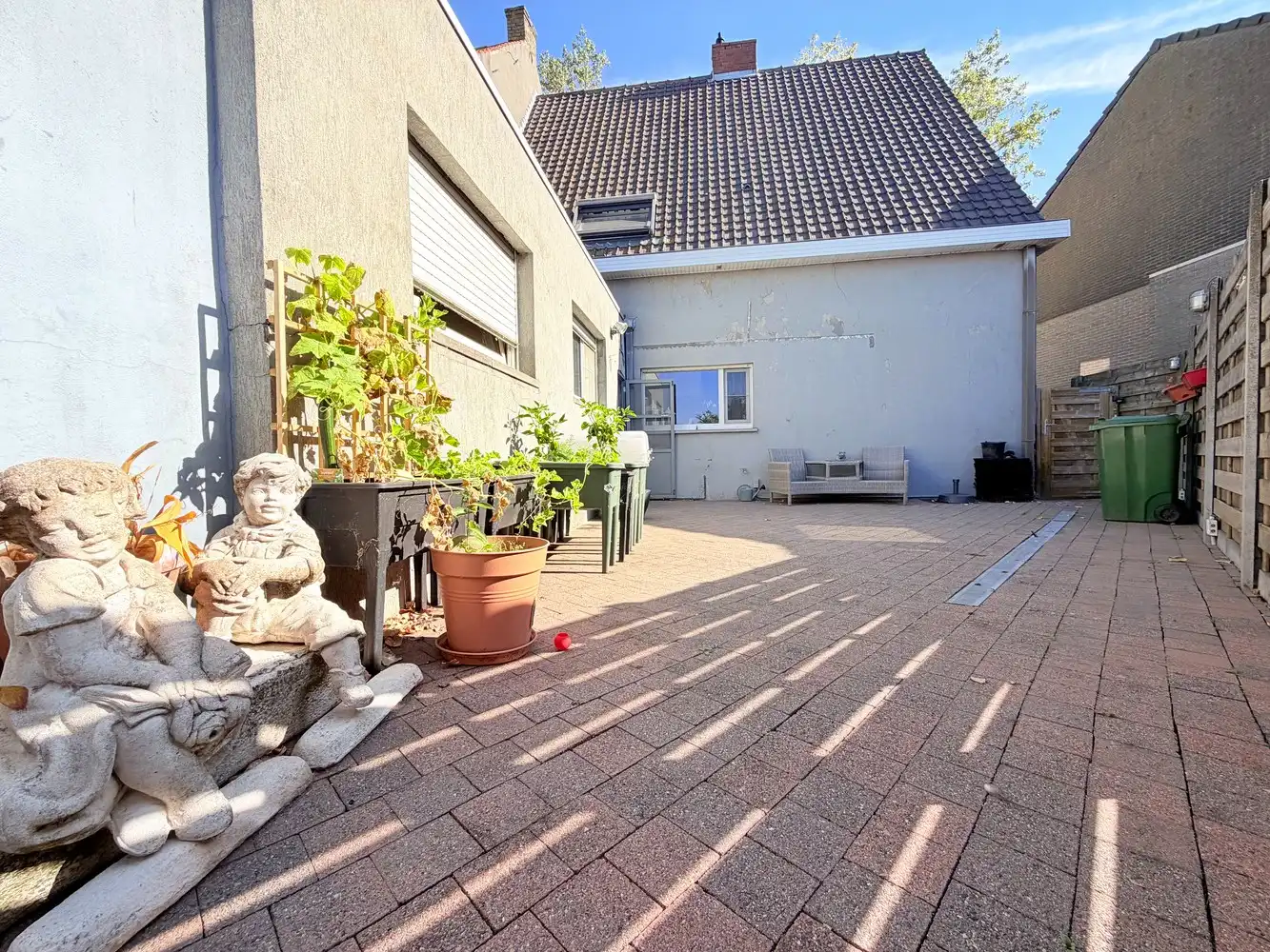 Prachtige instapklare woning met zonnige tuin! foto 14
