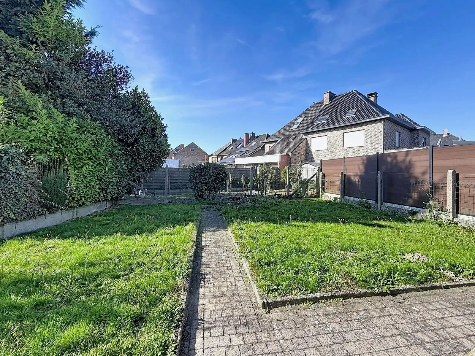 Ruime gezinswoning (HOB) met 4 SLPK, Tuin én Garage! foto 23