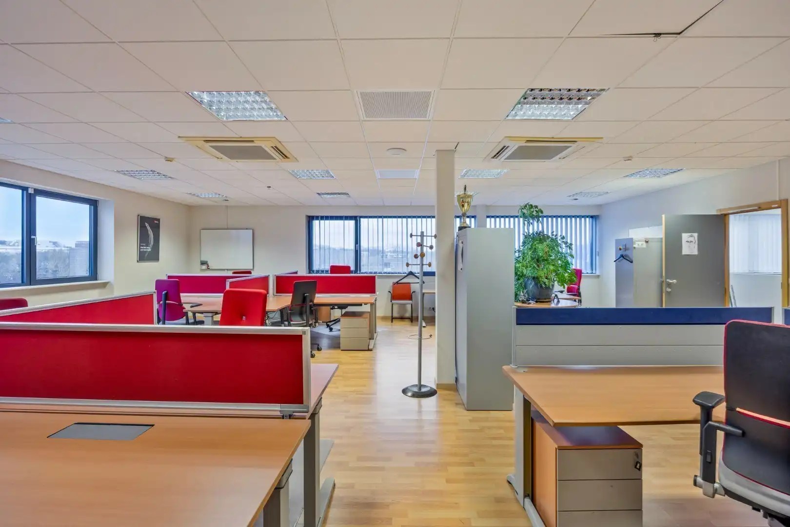 Kantoor te koop in het industriepark te Haasrode/Heverlee met 14 parkings - opp. 626 m² - verkoop van aandelen foto 11