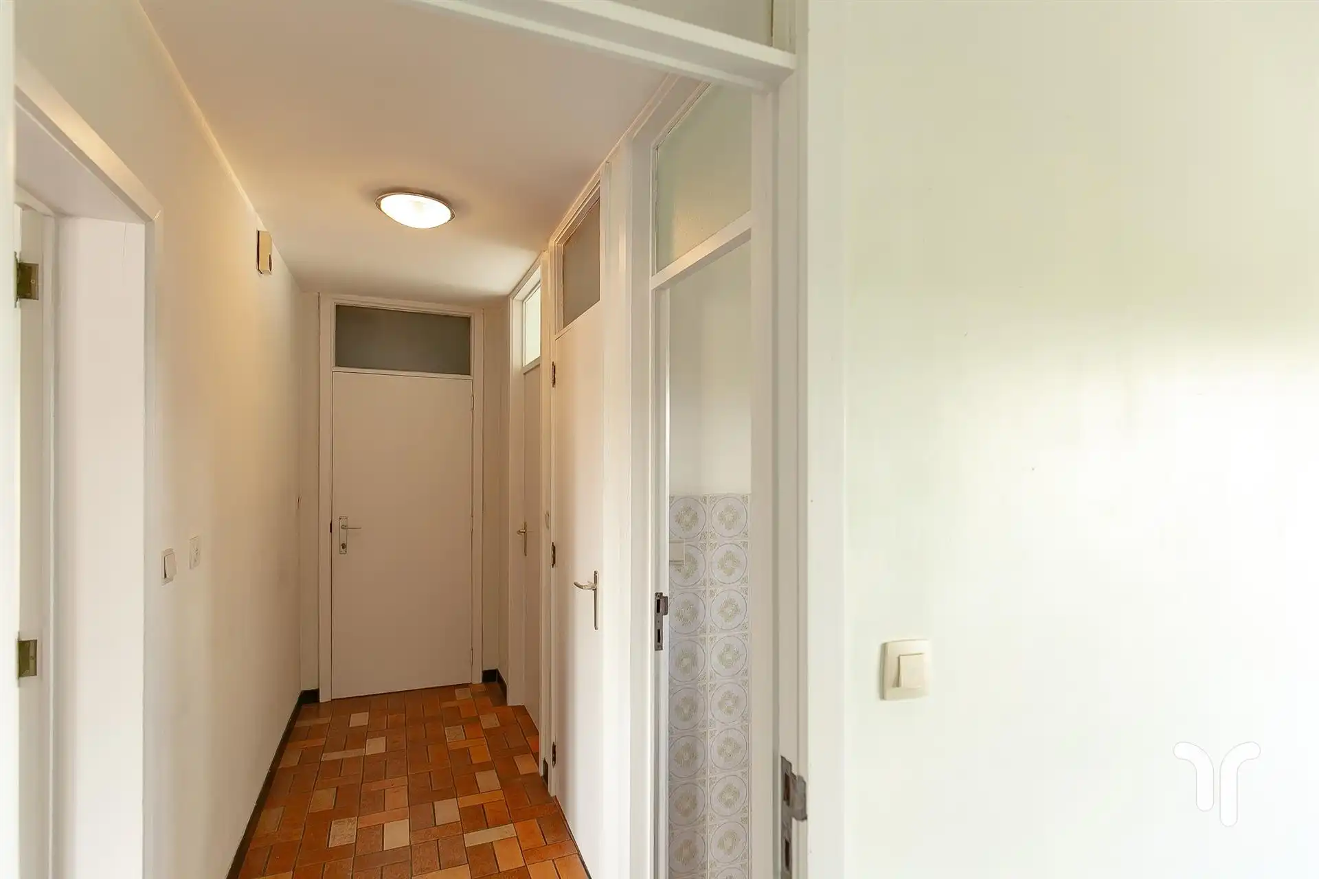 Ruim instapklaar appartement, met dubbele garage en 2 slaapkamers te Kortemark. foto 6