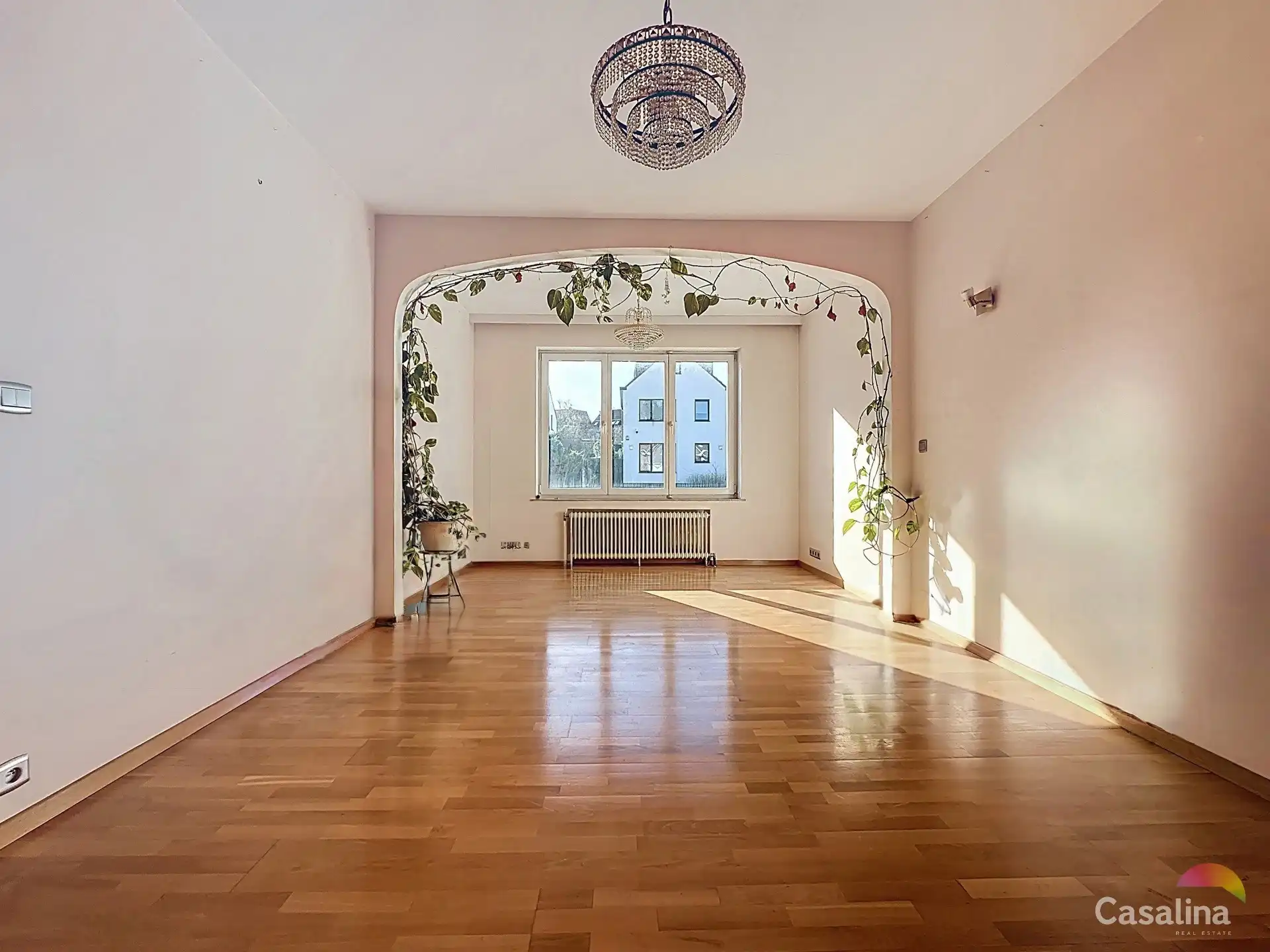 Ruime en comfortabele gezinswoning met tuin foto 4