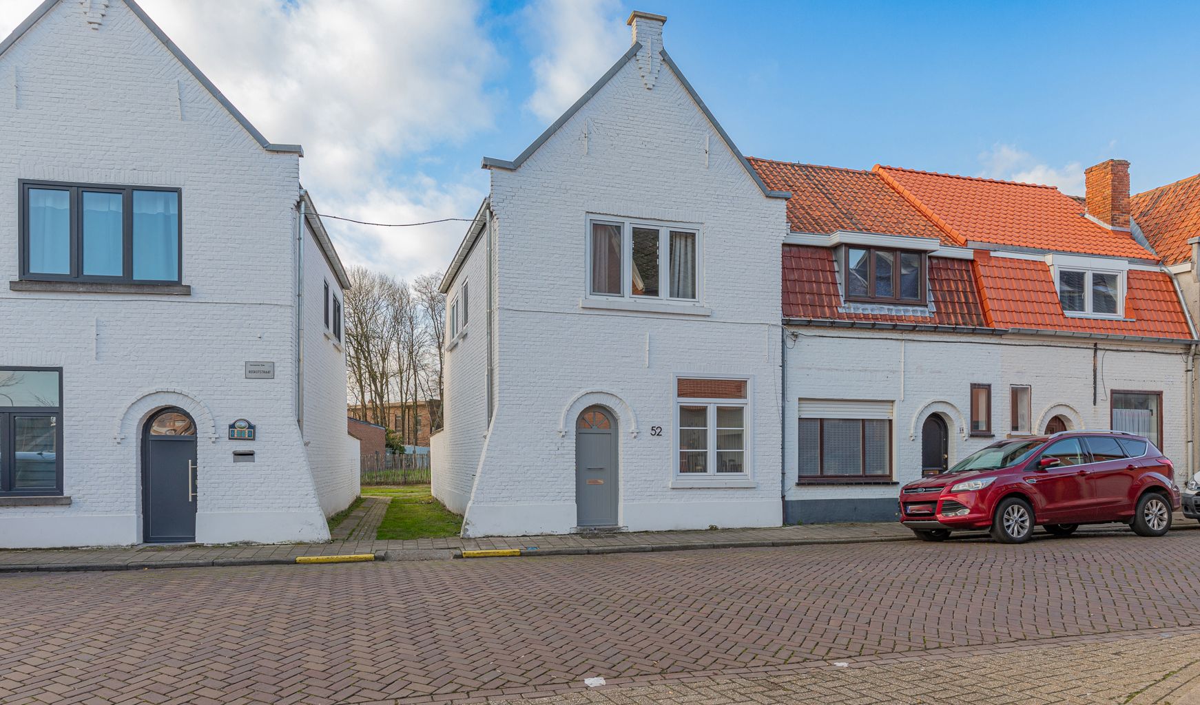 Hoofdfoto van de publicatie: Charmante, gerenoveerde arbeiderswoning in het rustige Zele.