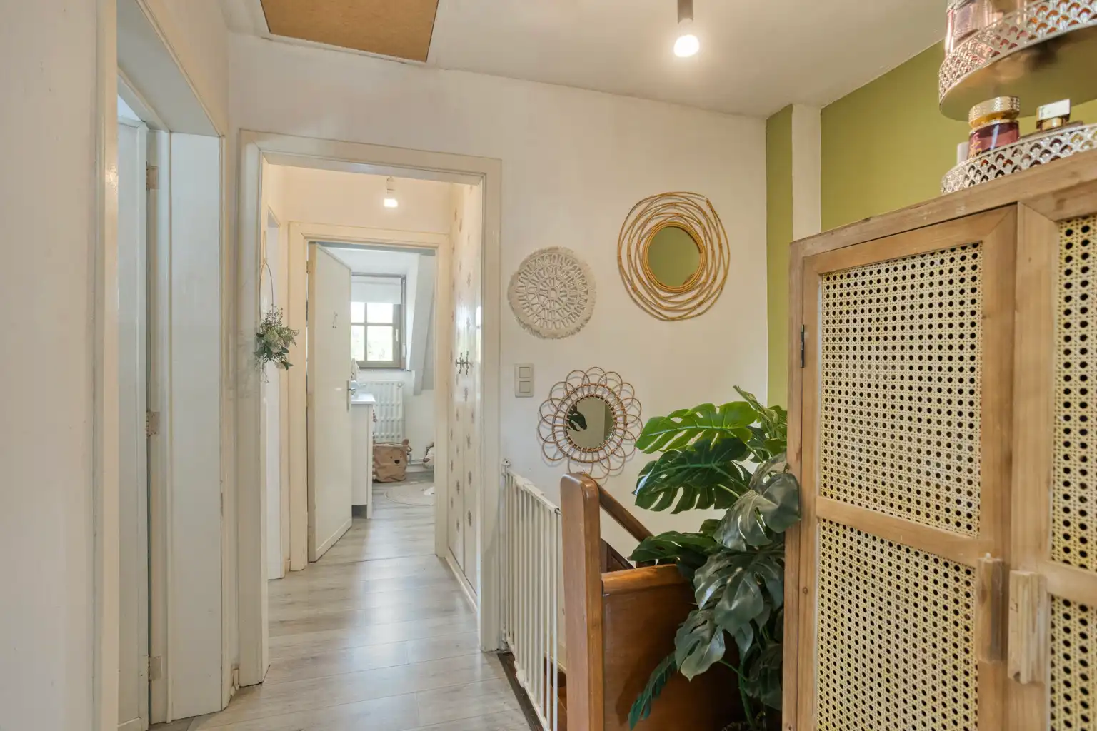 WONING MET RUIME TUIN & ATELIERRUIMTE IN BOUTERSEM foto 17