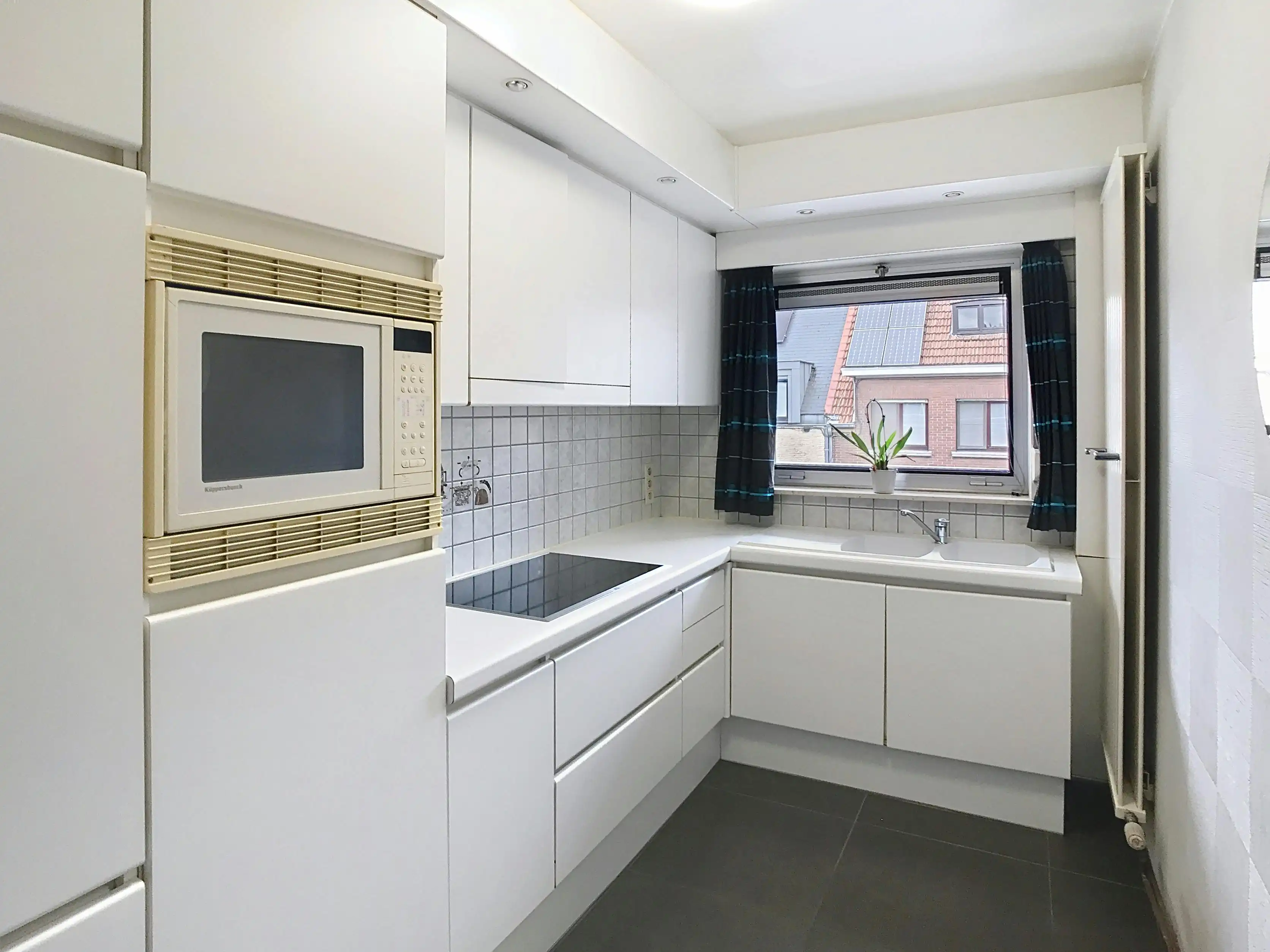 Instapklaar appartement met 2 slaapkamers en terras. foto 5