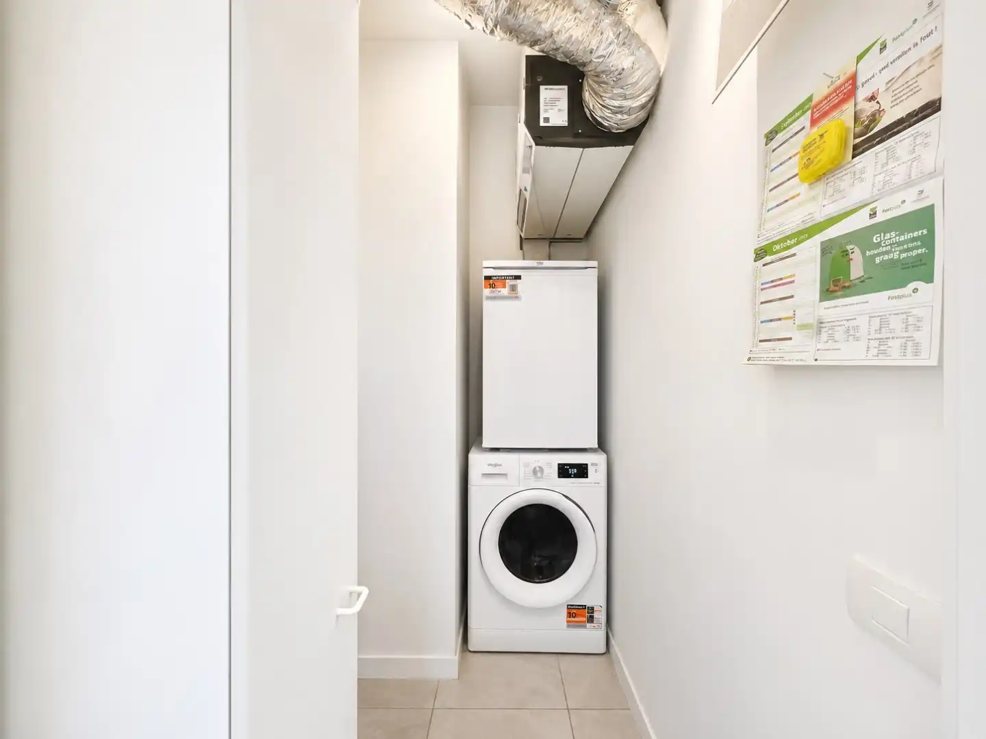 Recent 2-slaapkamer appartement met verschillende terrassen, een kelderberging en een parkeerplaats foto 10