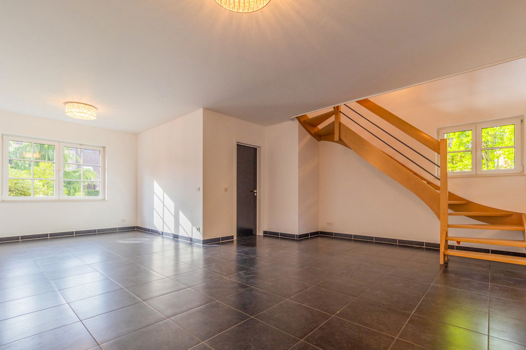 Mooie woning met 4 slaapkamers foto 3