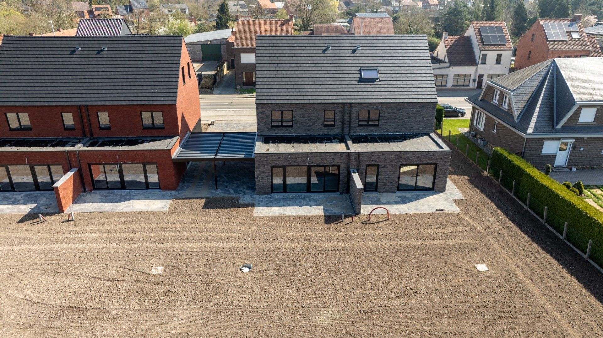 Energiezuinige halfopen bebouwing met ruime tuin foto 7