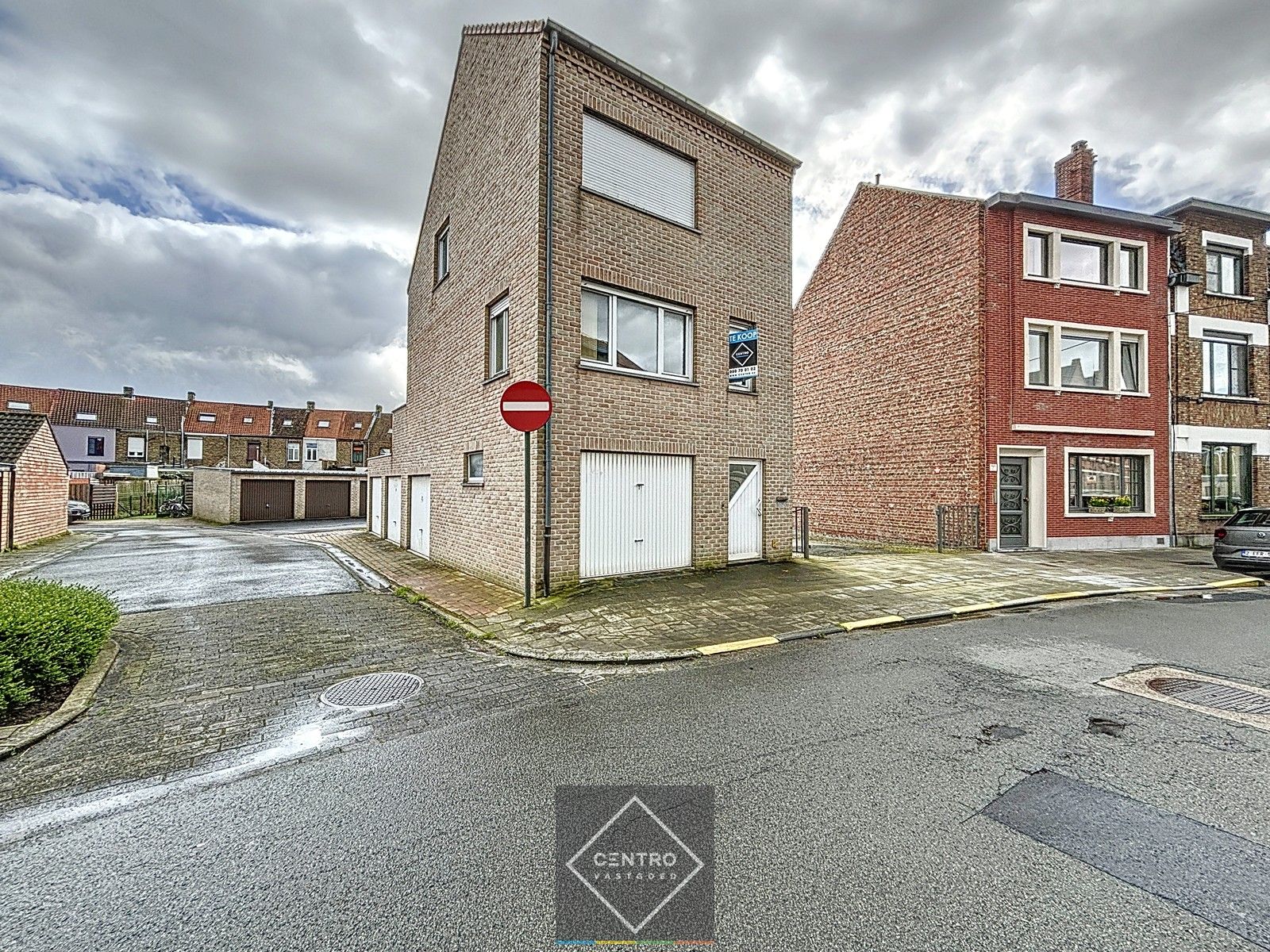 Woning met 4 garages, autostaanplaats en terras te Assebroek foto 11