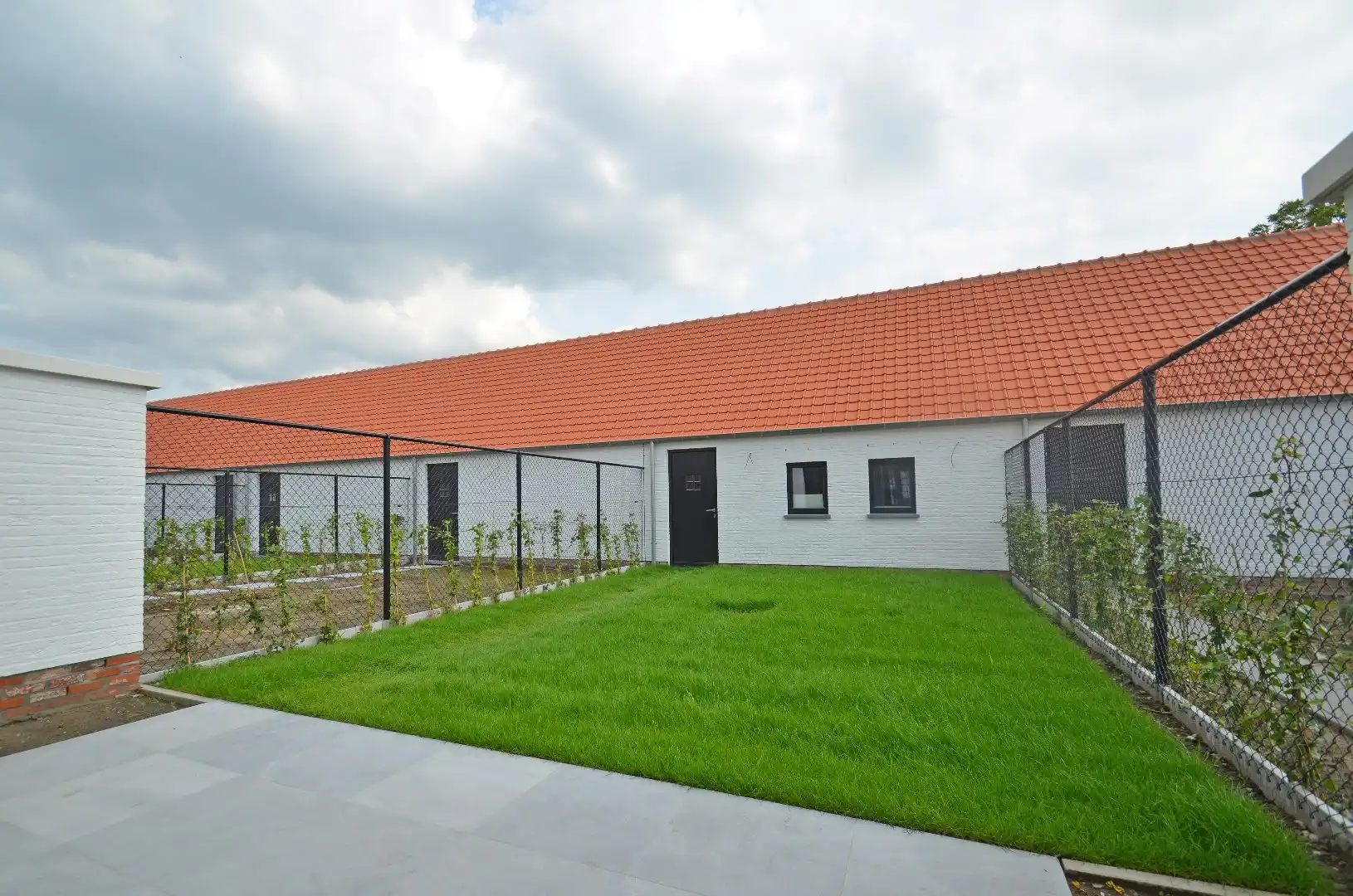 Instapklare, ongemeubelde woning gelegen in het gegeerde Duinenwater foto 14