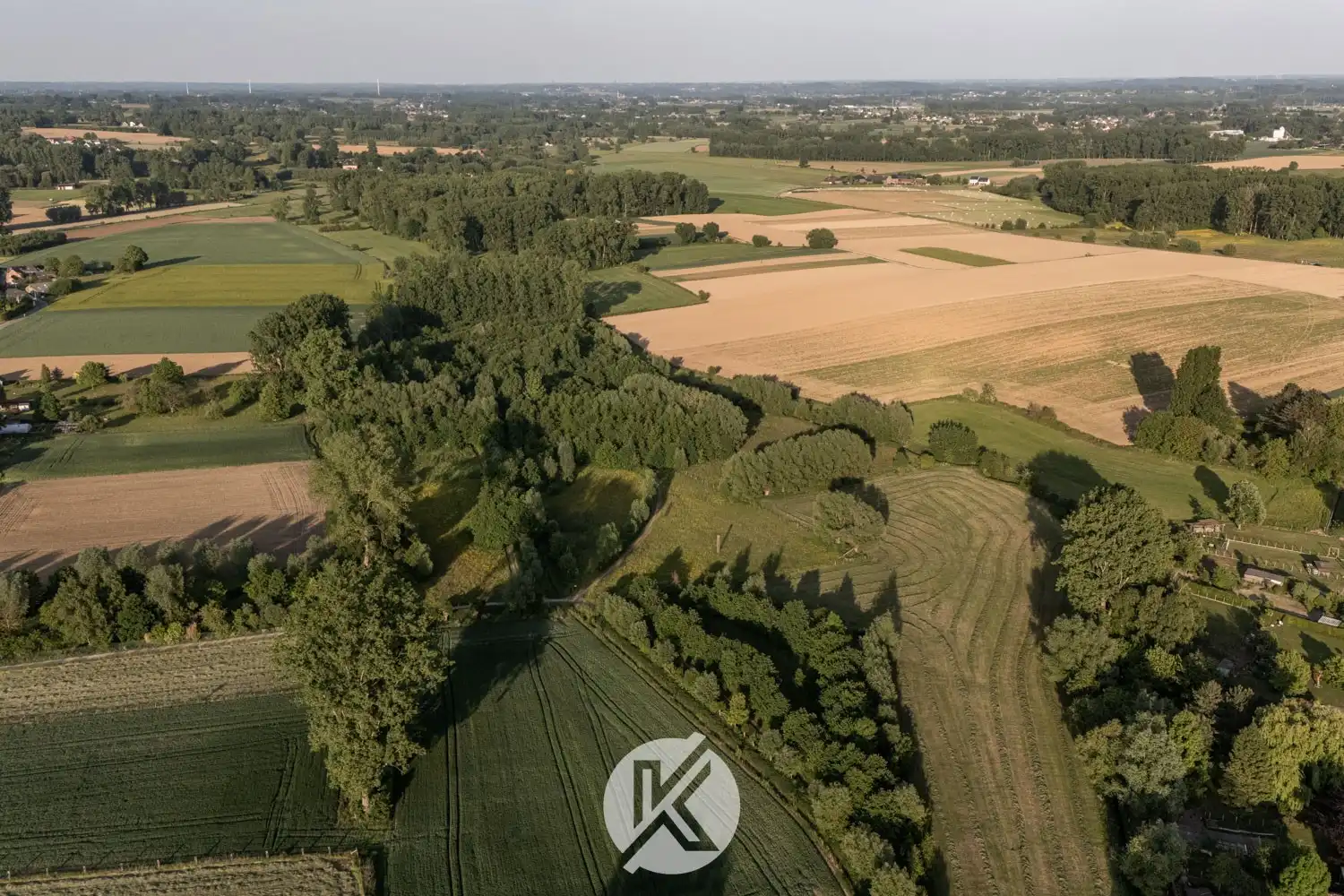 Uniek renovatieproject met ruimte en karakter foto 2