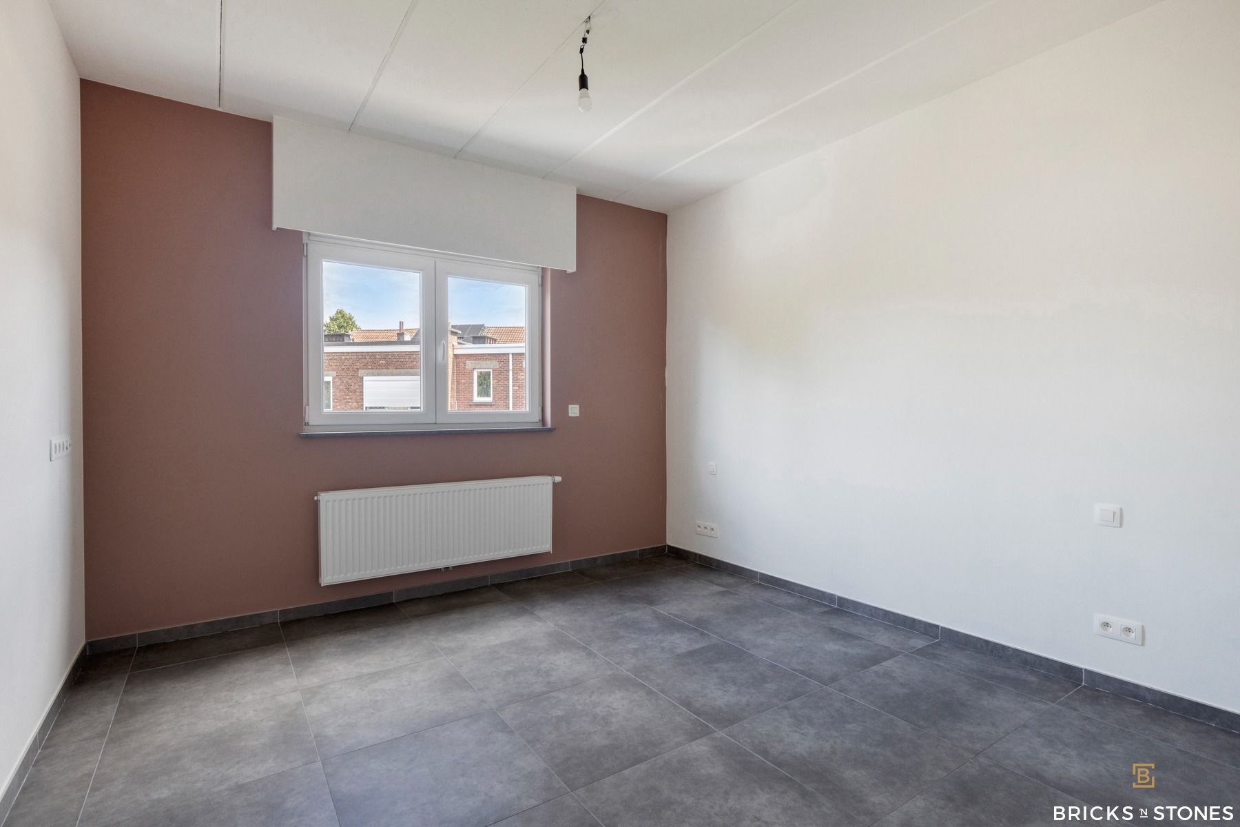 Knap en verzorgd 2-slaapkamerappartement met terras in residentiële buurt foto 11