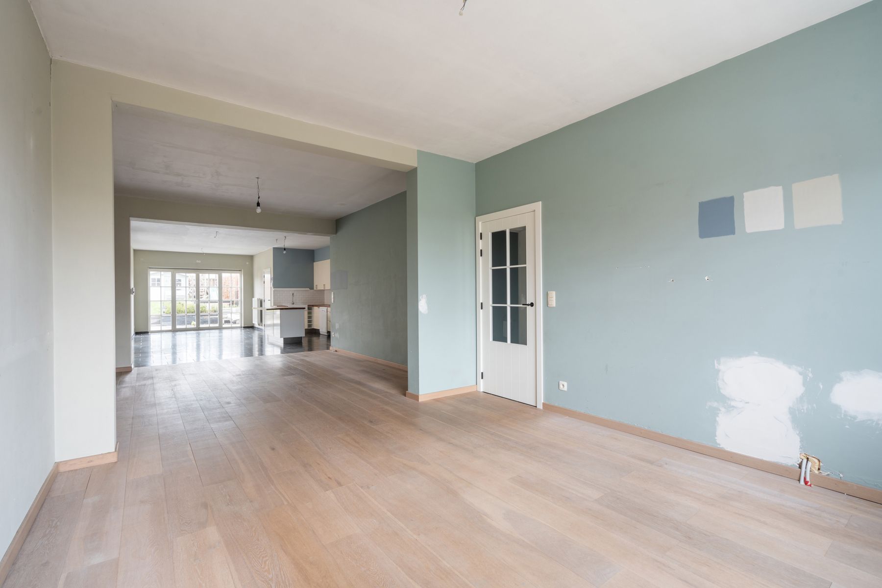 TE KOOP - totaal gerenoveerde woning met 4 slpks te Affligem foto 3