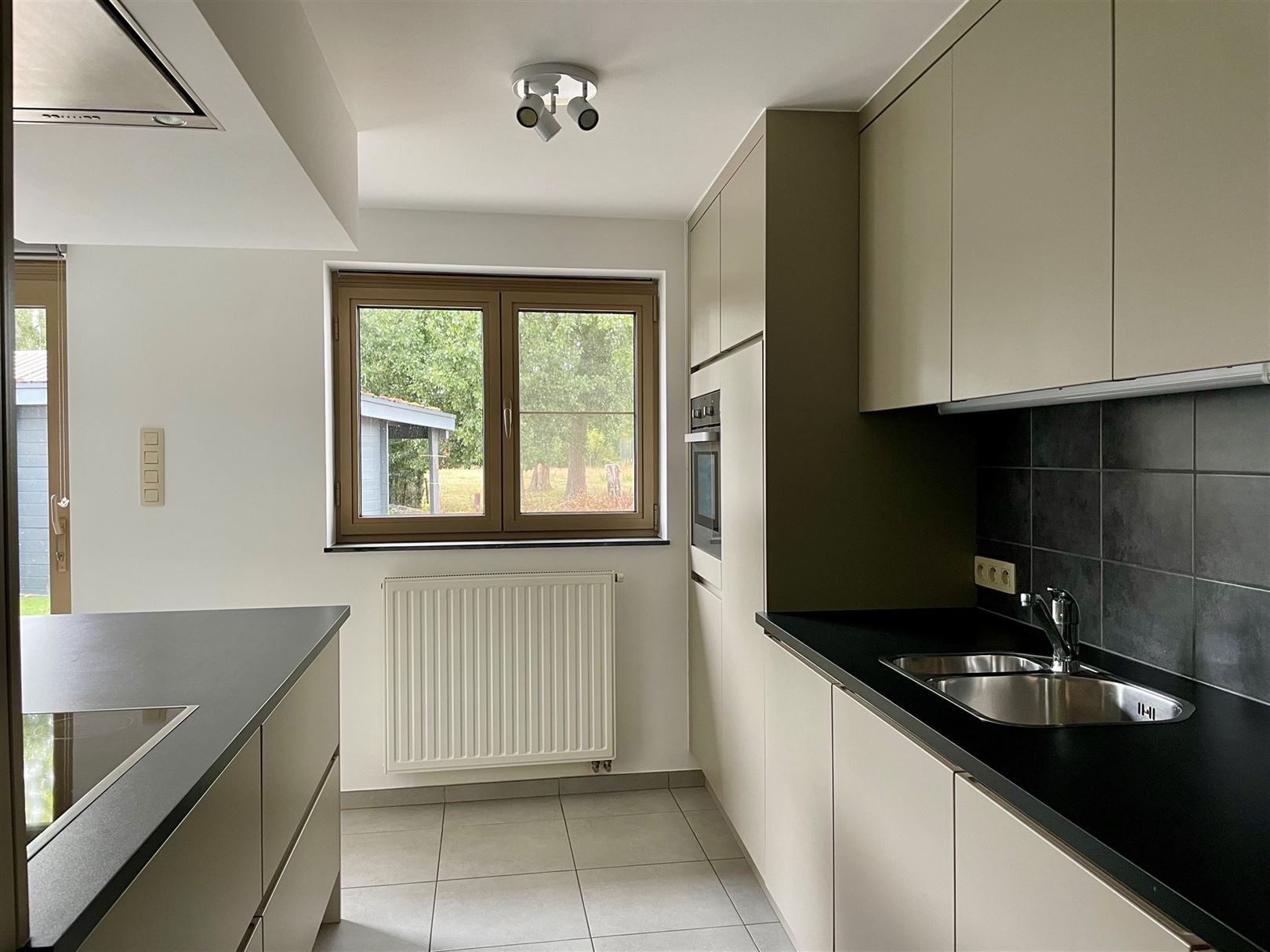 Energiezuinig gelijkvloers appartement in Ekerse dorpskern. foto 7