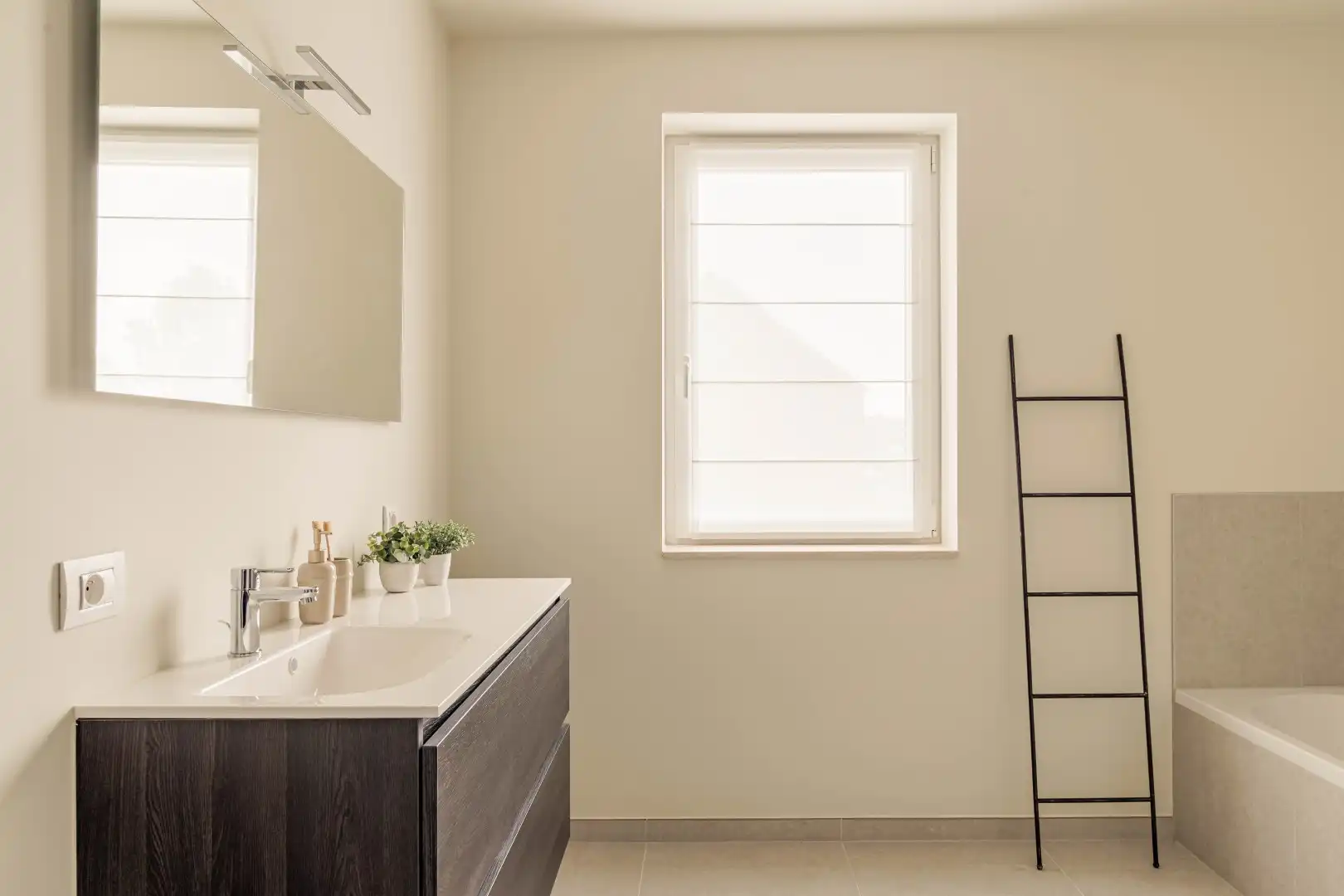 Energiezuinige halfopen bebouwing met grote tuin foto 8