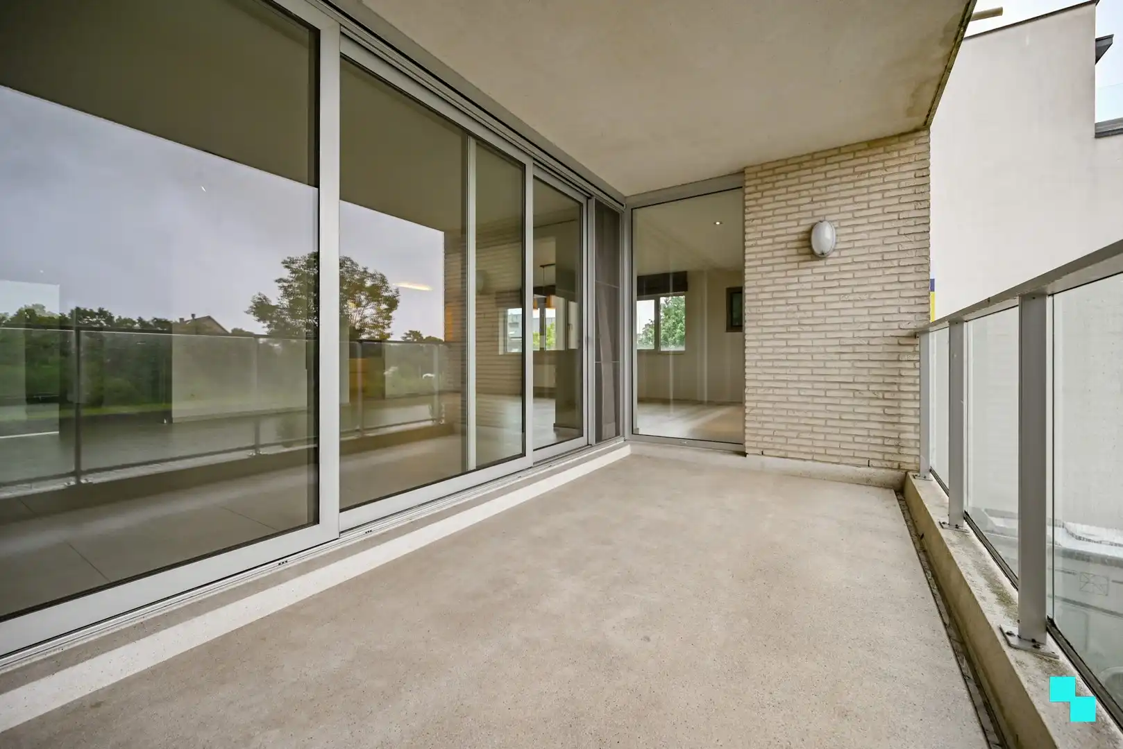 Riant 3-slaapkamerappartement met zicht op de vaart te Izegem foto 13