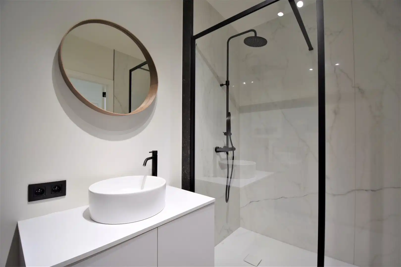 Centraal gelegen appartement met standaard voorzieningen en alle gemakken binnen handbereik foto 8