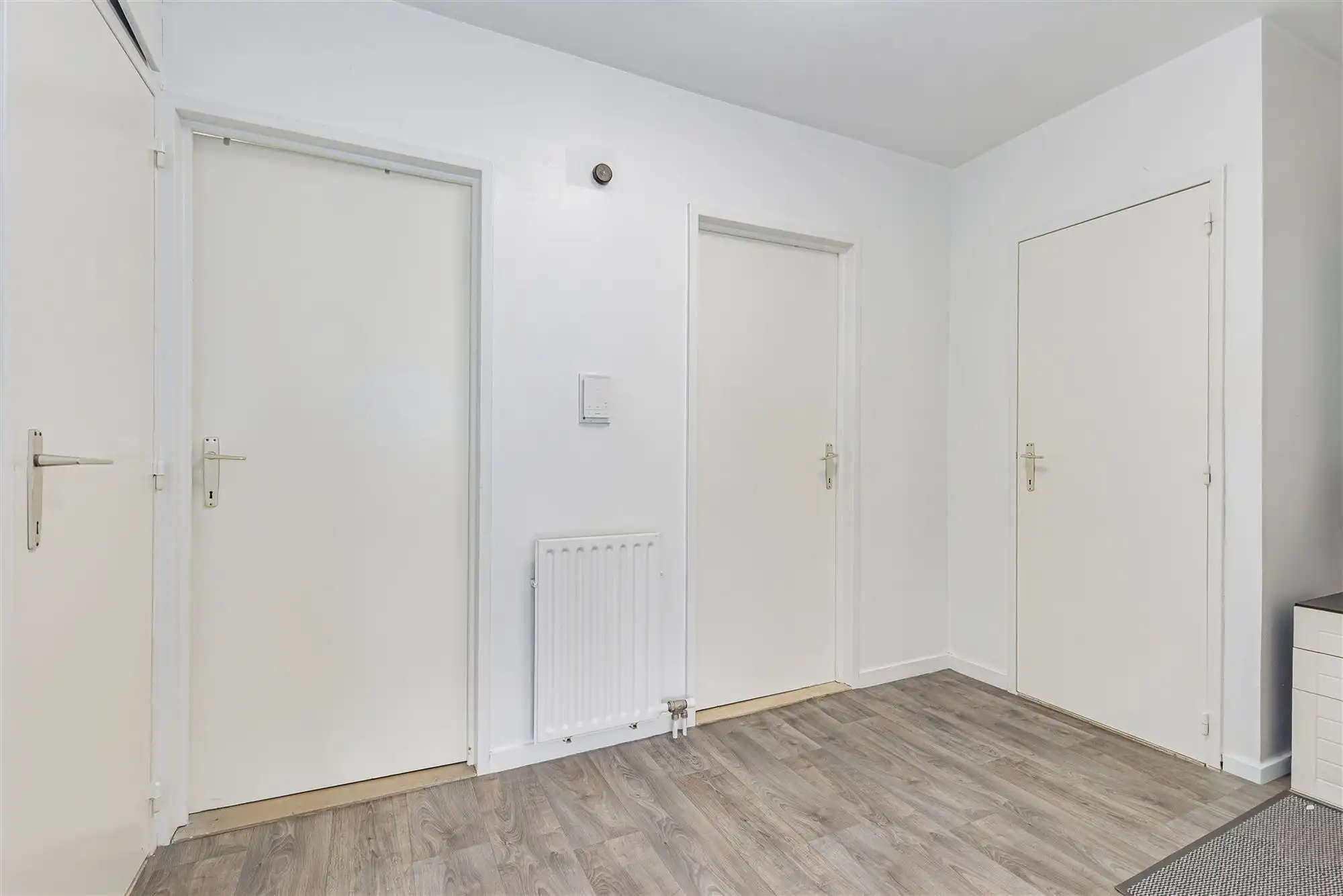 Ruim appartement met 2 slpk + terras te koop in Mortsel foto 6