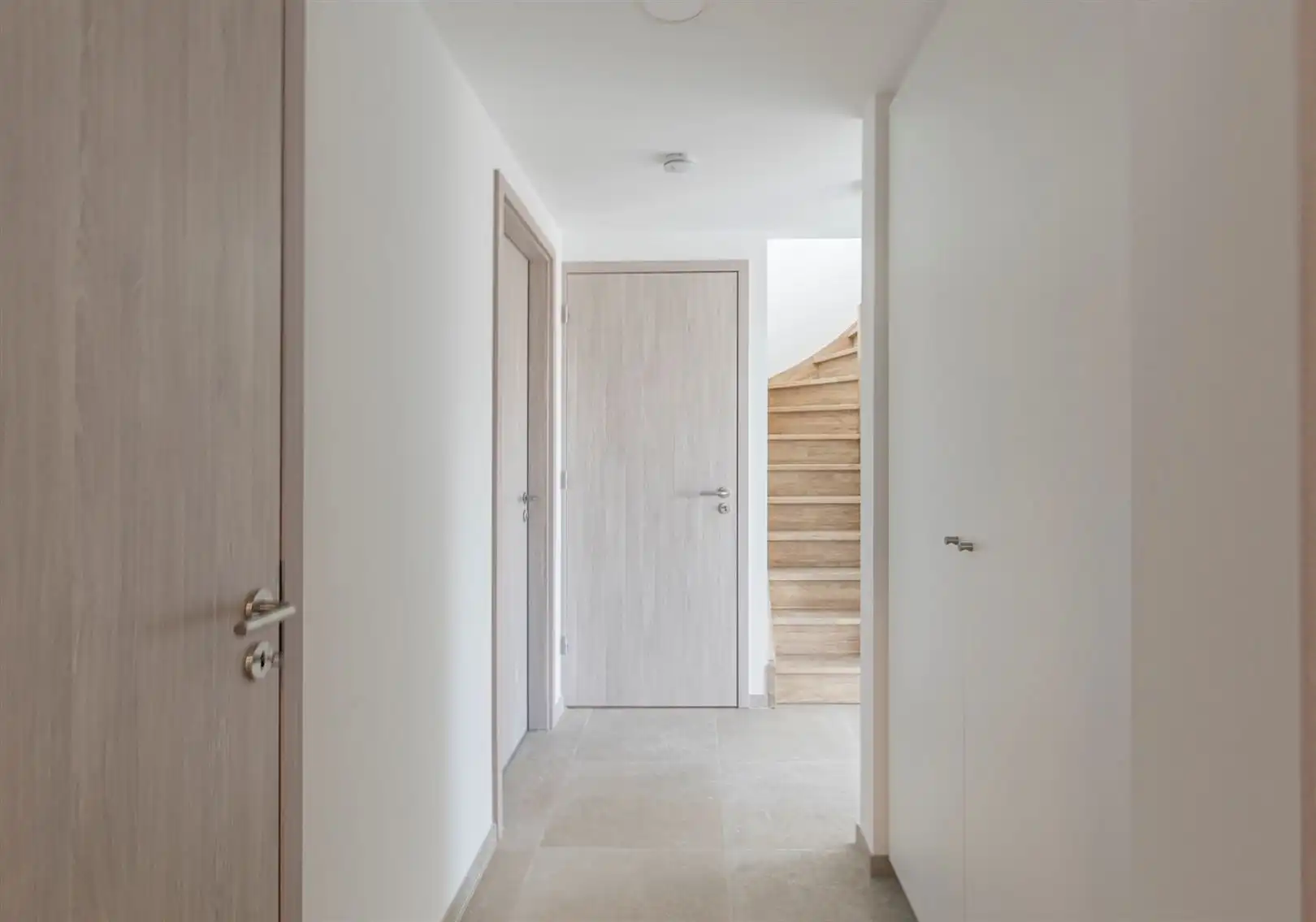 Uniek duplex-appartement in een nieuw appartementsgebouw te Sint-Gillis-Waas foto 2
