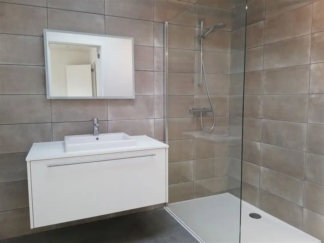 Enorm tof appartement met autostaanplaats nabij cc den egger foto 16
