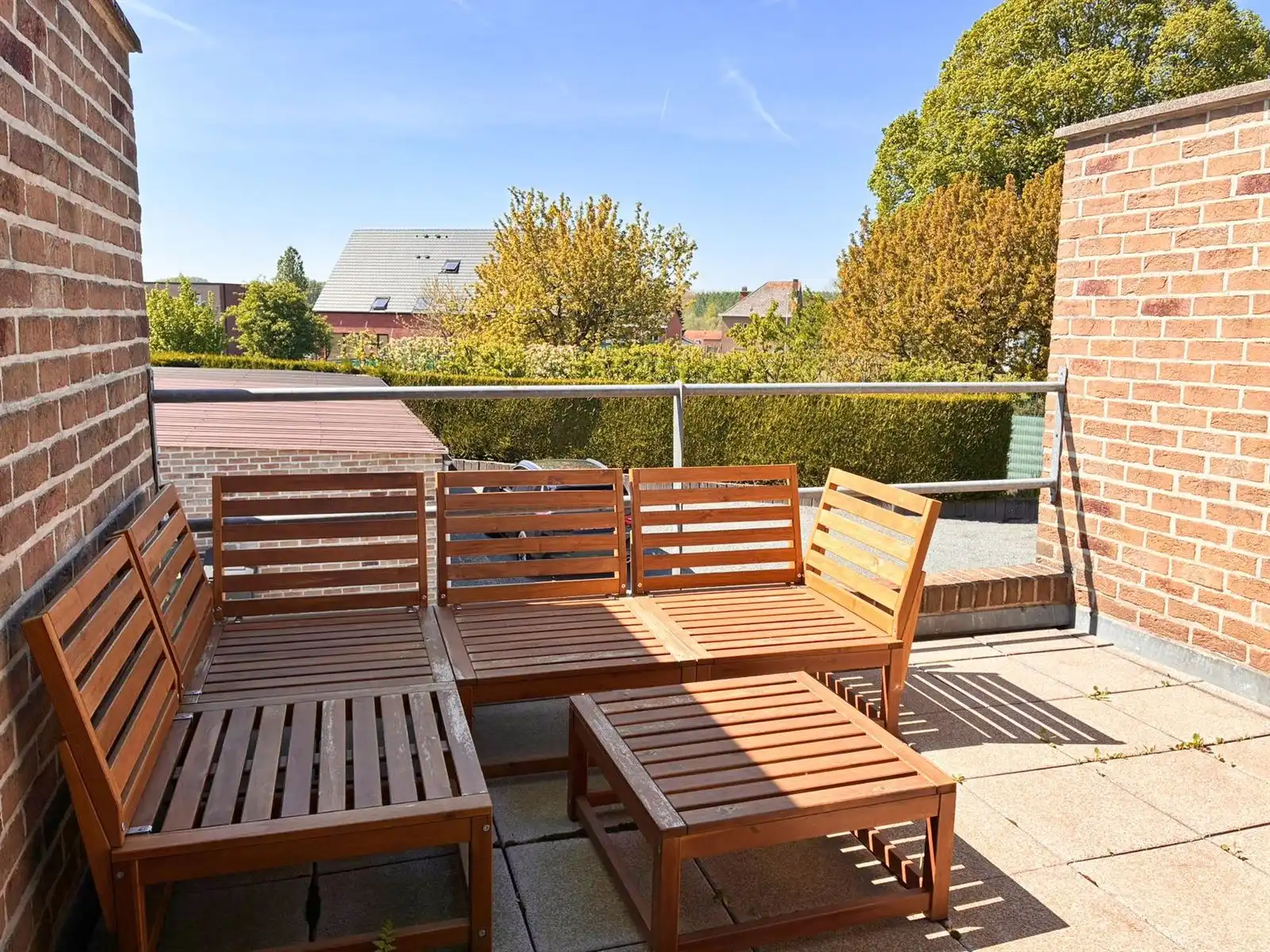 Appartement met 1 slaapkamer,dressing,terras en staanplaats  foto 6