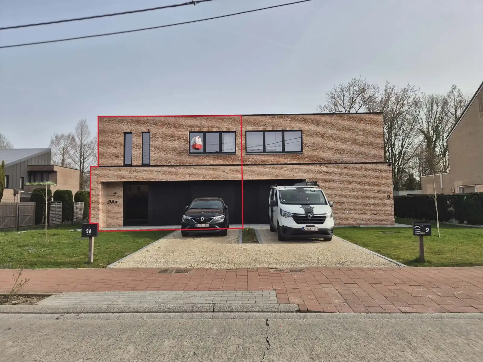 Nieuwbouwwoning met 4 slaapkamers en tuin - Lede foto {{pictureIndex}}