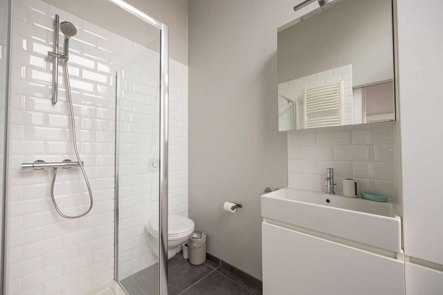 Prachtige gerenoveerde herenwoning van 341 m² in hartje Antwerpen met tal van mogelijkheden: combi wonen/werken of gedeeltelijke verhuurmogelijkheden foto 33