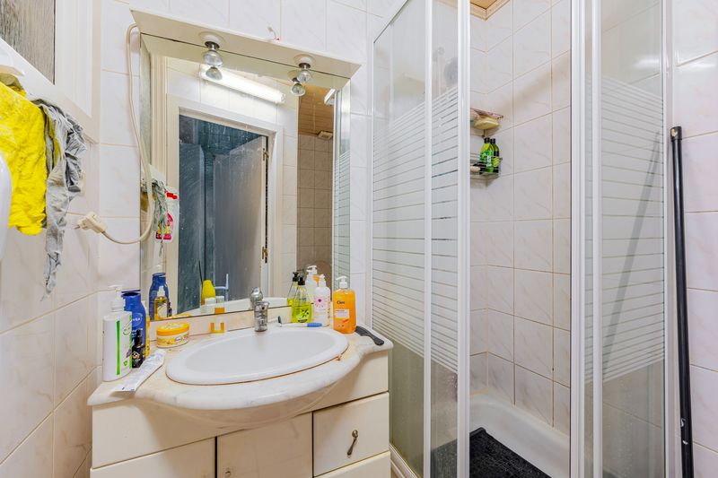 Opbrengsteigendom van 3 appartementen foto 9