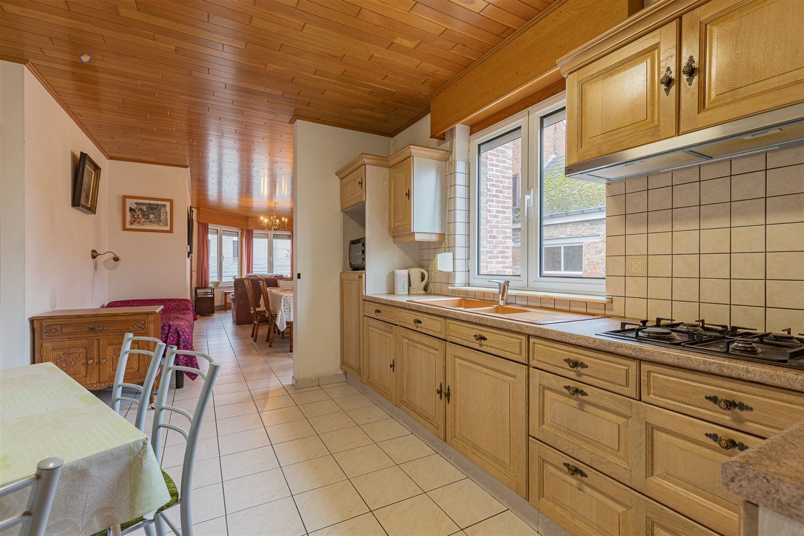 Gezellige woning met tuin, 2 slaapkamers en ruime zolder foto 8