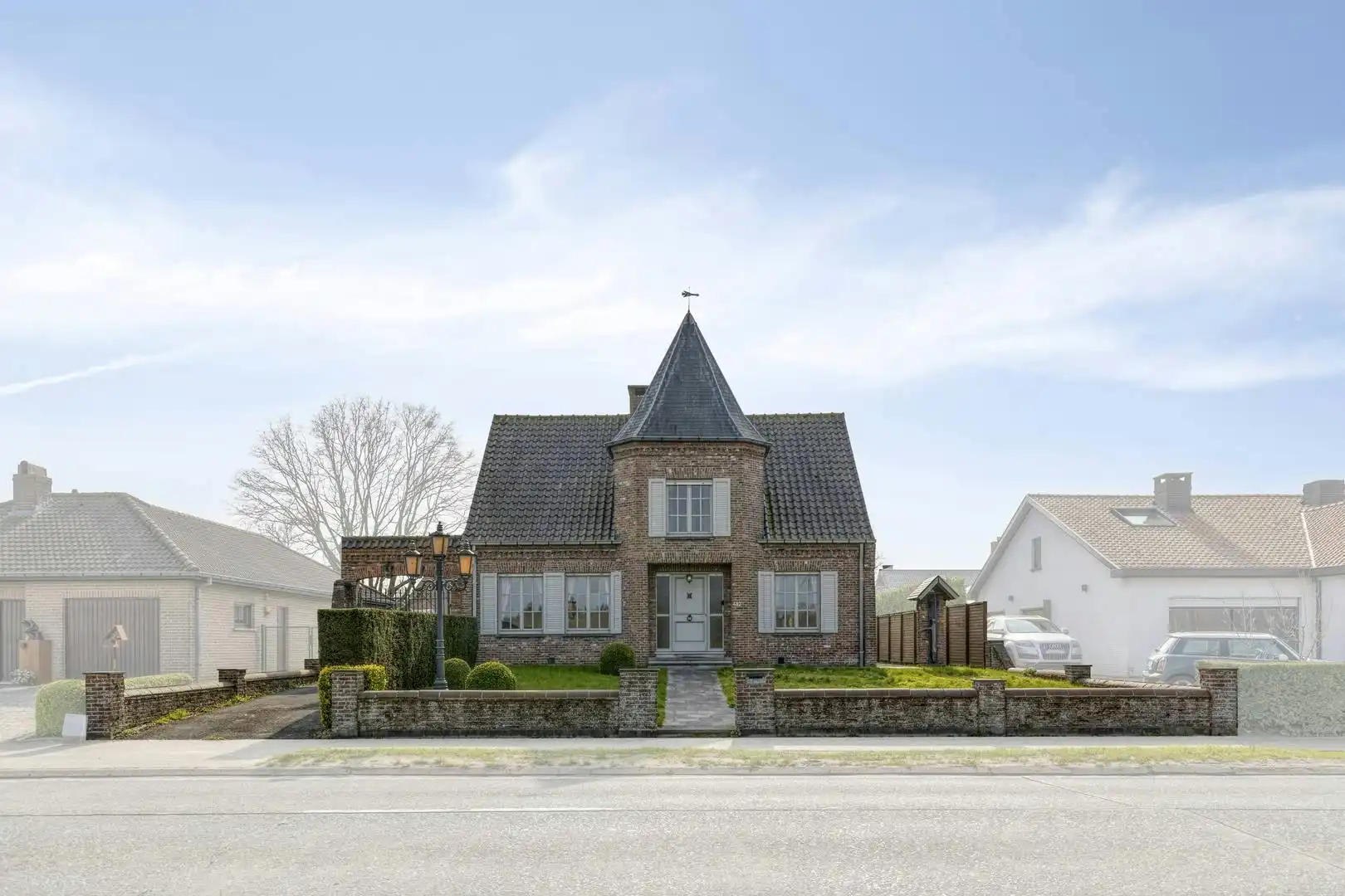 Huis met 3-4 slaapkamers te Assebroek  foto 2