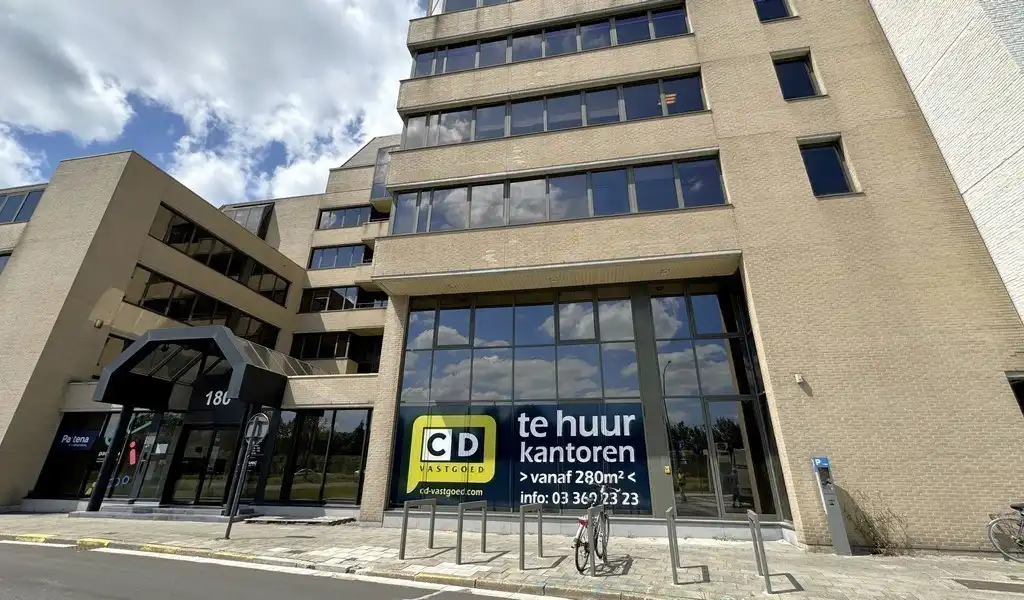 Kantoor te huur Uitbreidingstraat 180 -/V1+2 - 2600 Antwerpen