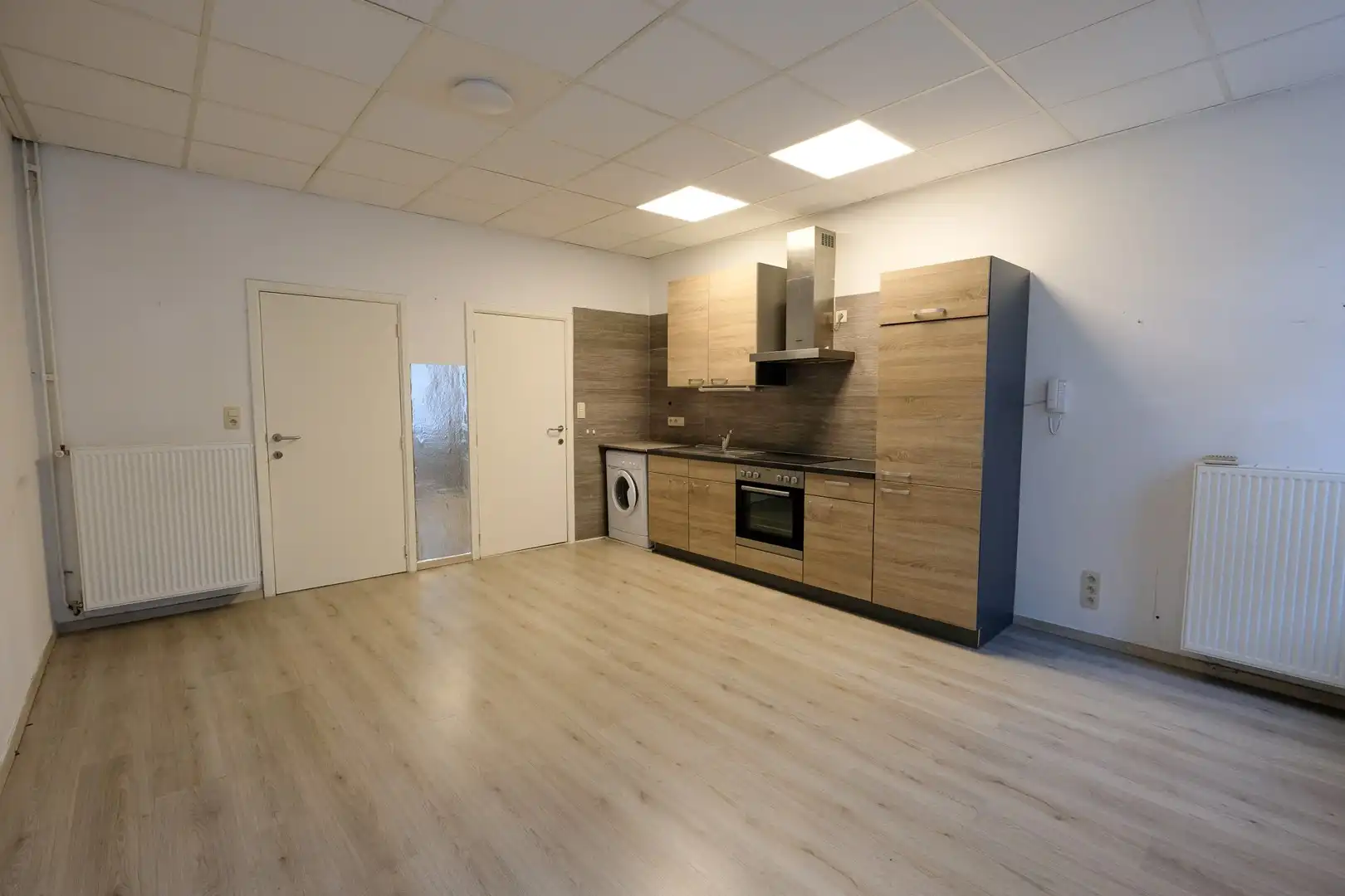 Ruim appartement in centrum Eeklo foto 5